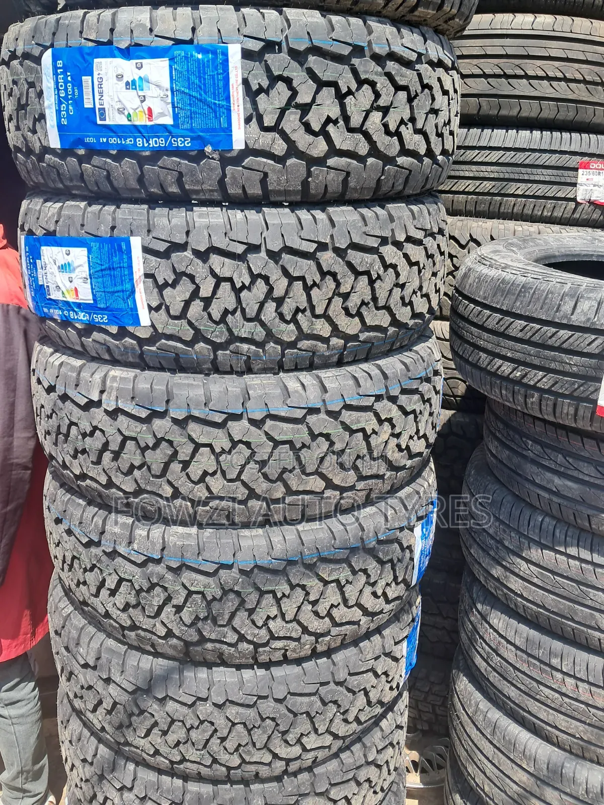 235/60r18 Comforser (At)