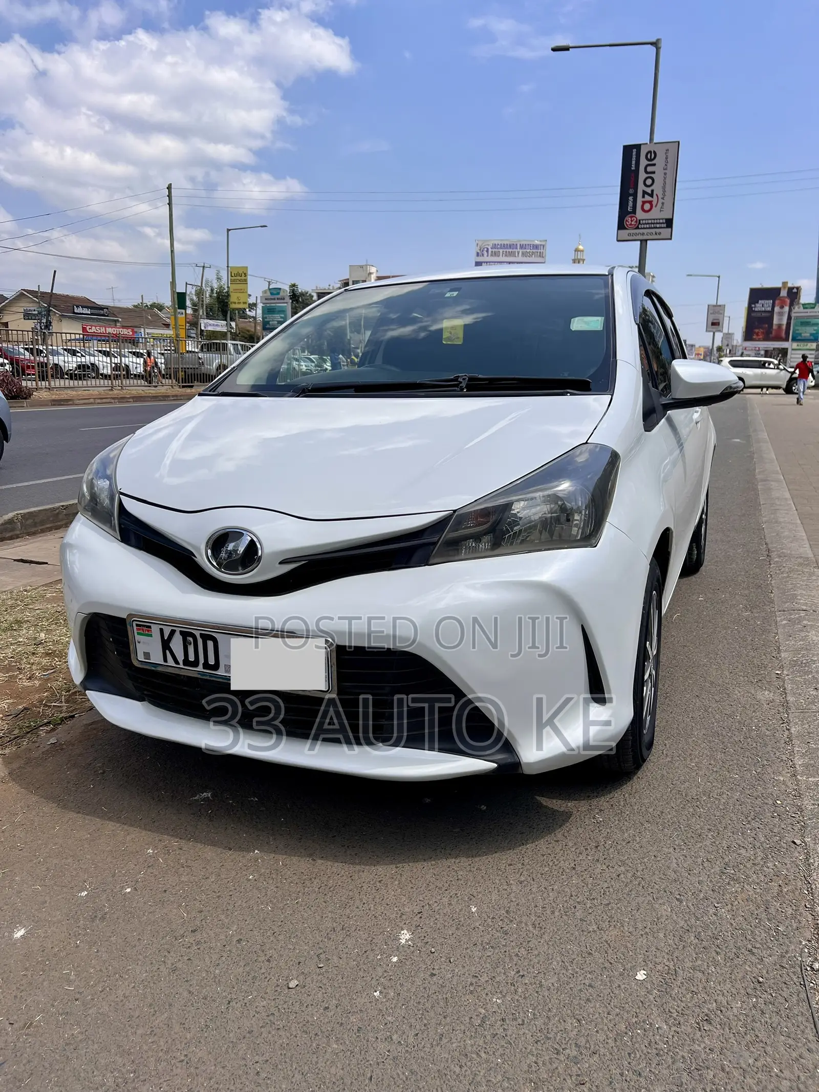 Toyota Vitz 1.3 FWD 5dr 2014 White