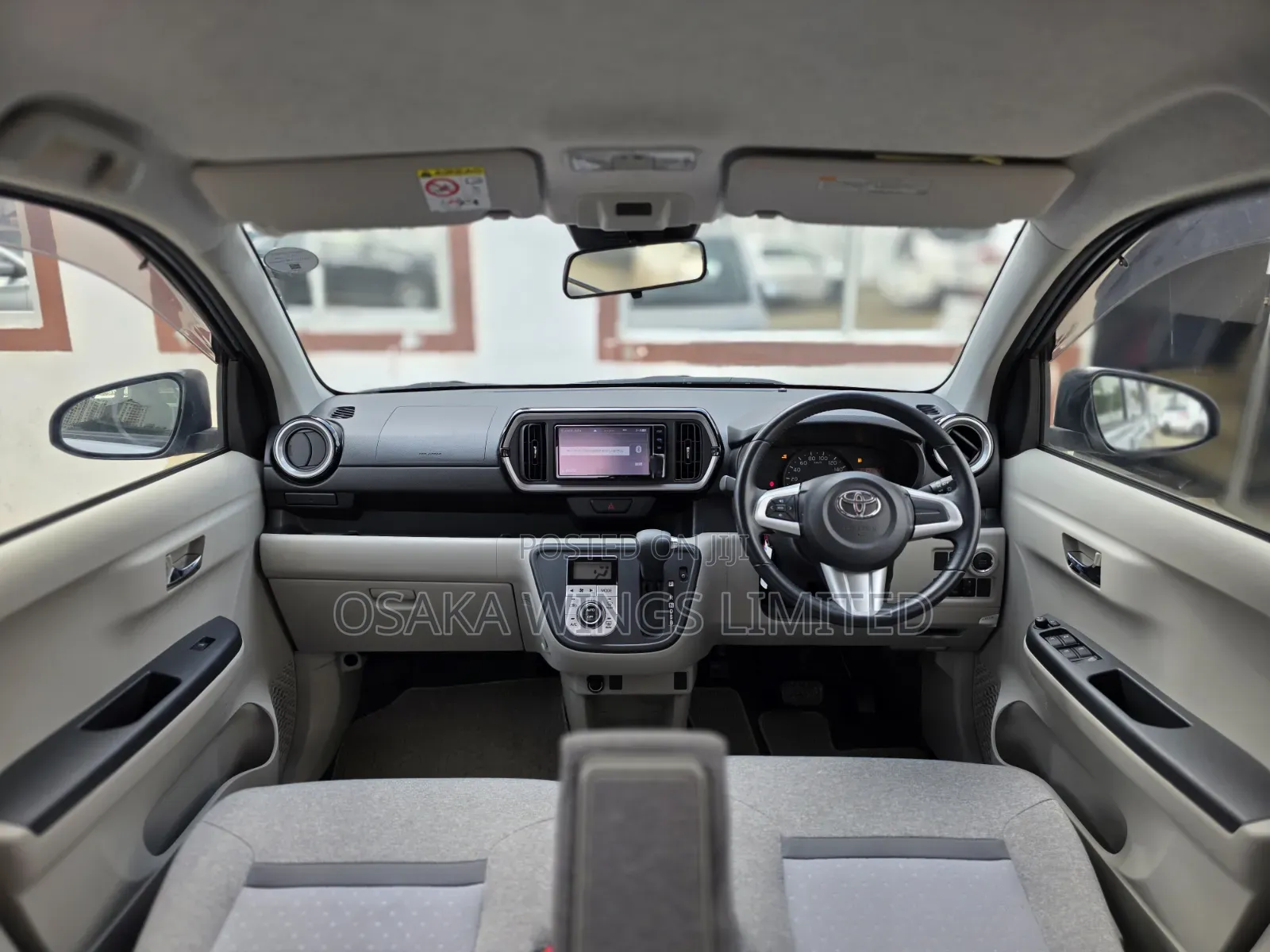 Toyota Passo 2019 Silver