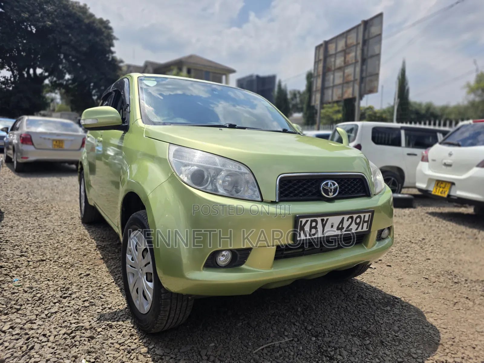 Toyota Rush 2009 Green