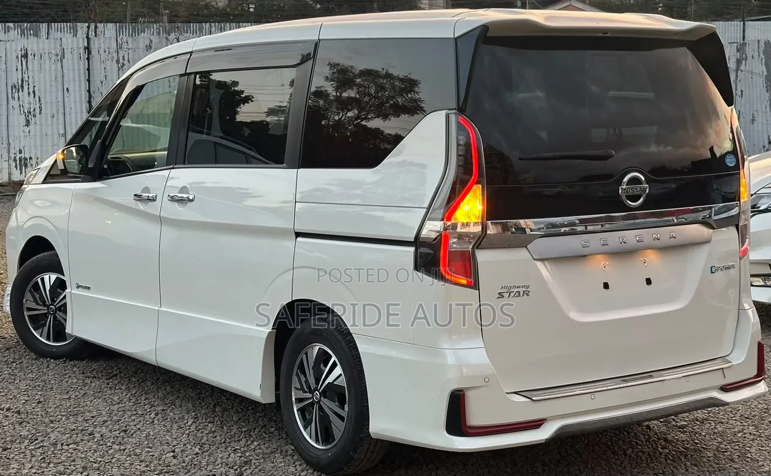 Nissan Serena 2019 Burgundy