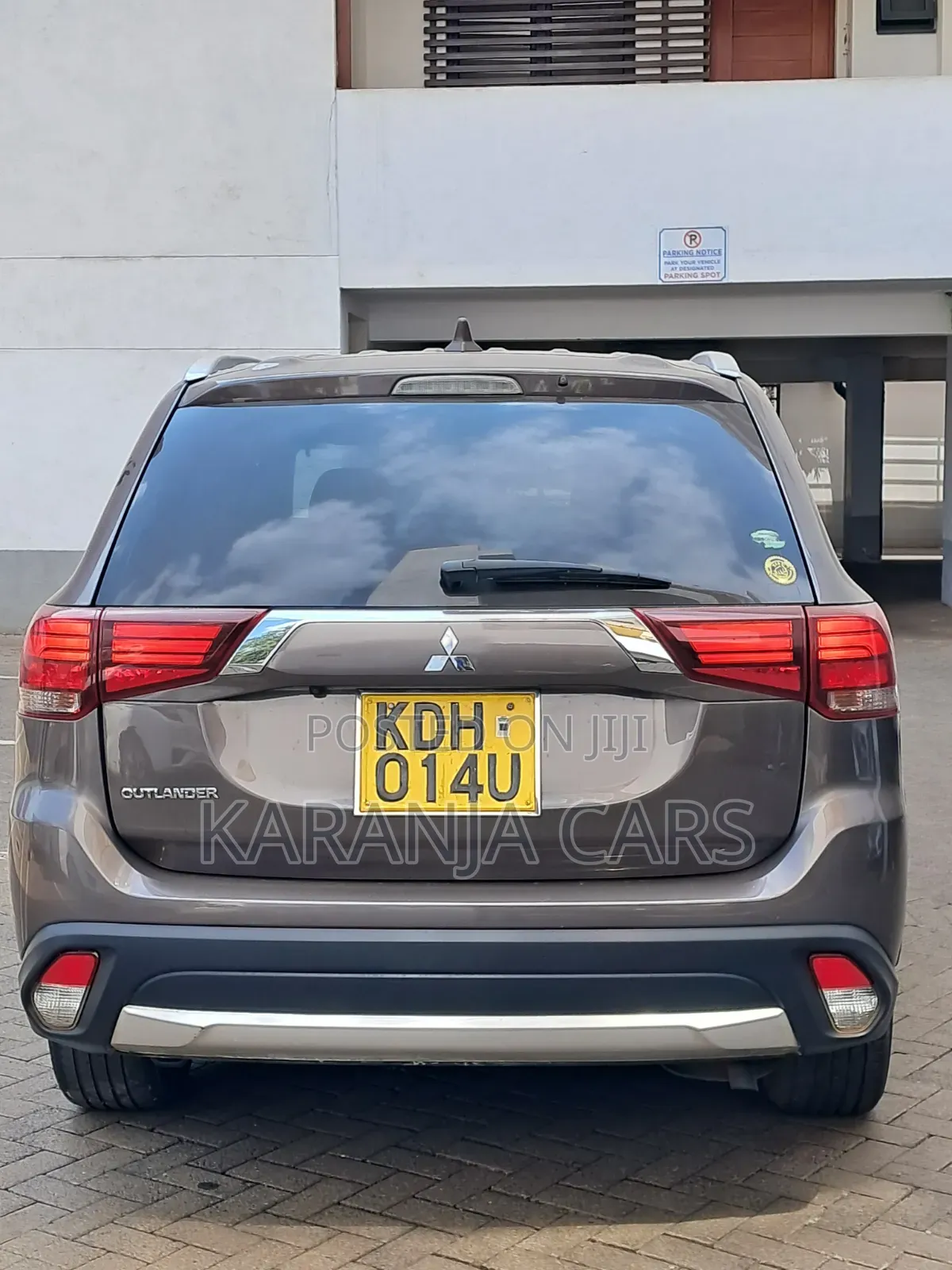 Mitsubishi Outlander 2015 Gray 