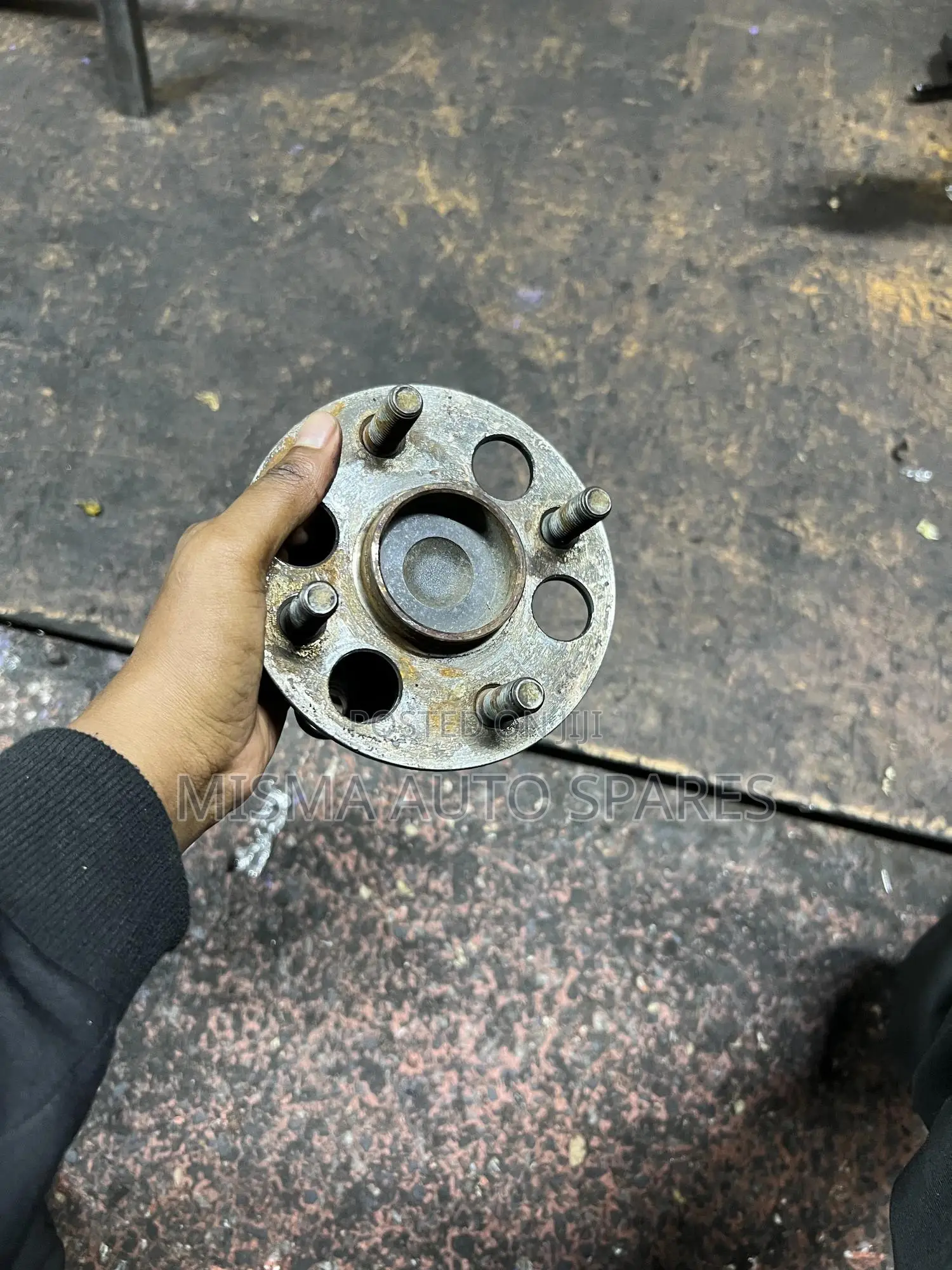 Rear Hub Vitz /Ractis/Axio/Sienta/Fielder/Probox