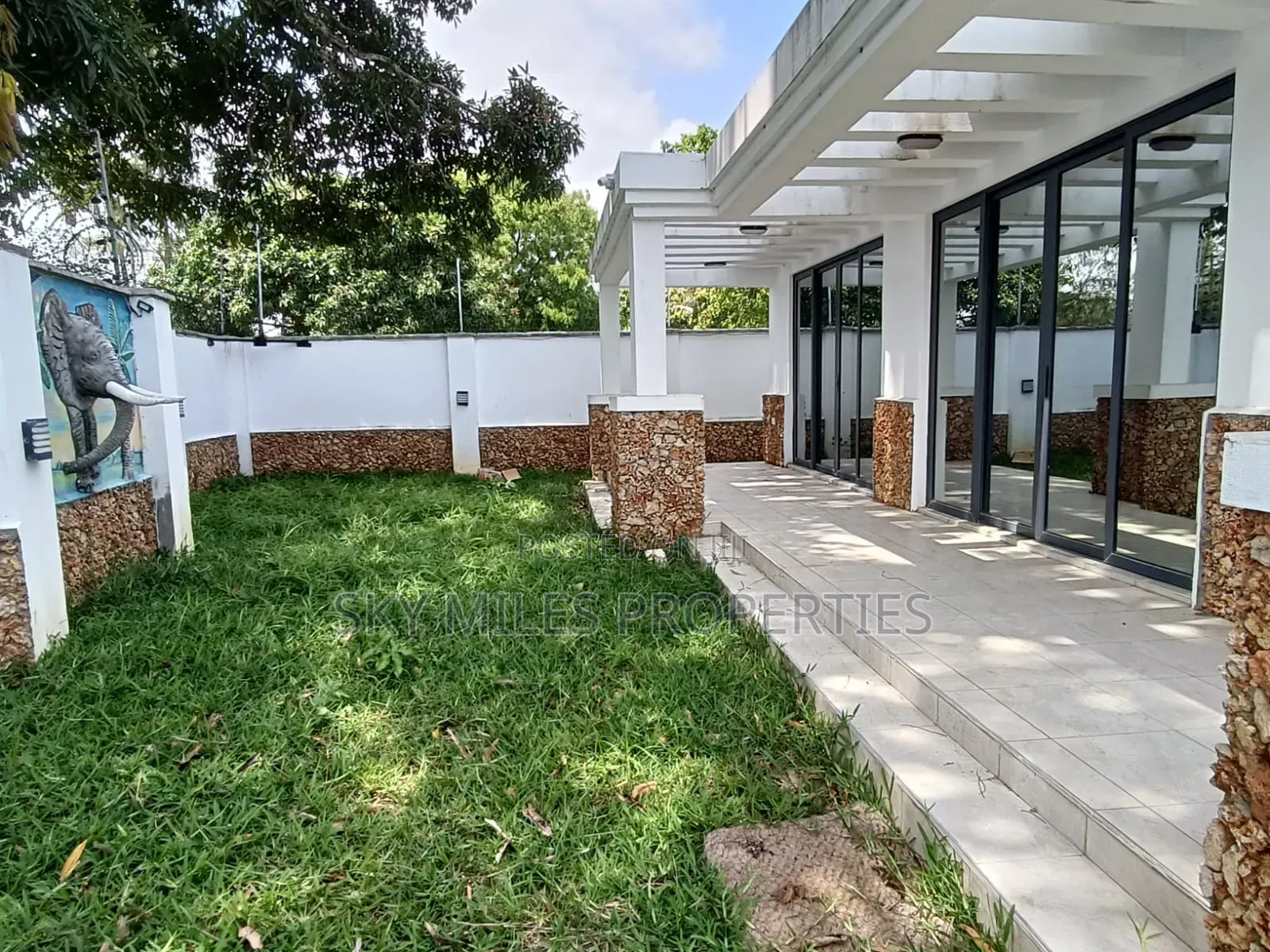 3bdrm Bungalow in Mtwapa Aloo Drive for sale