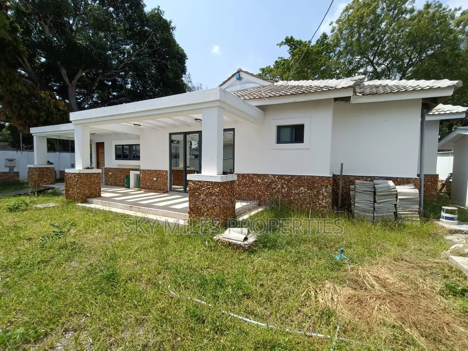3bdrm Bungalow in Mtwapa Aloo Drive for sale