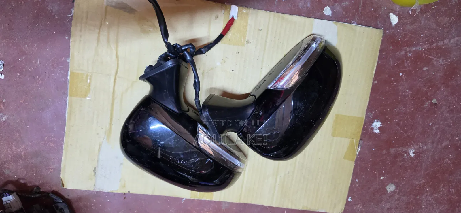 Prius 2014 Sidemirrors Each At