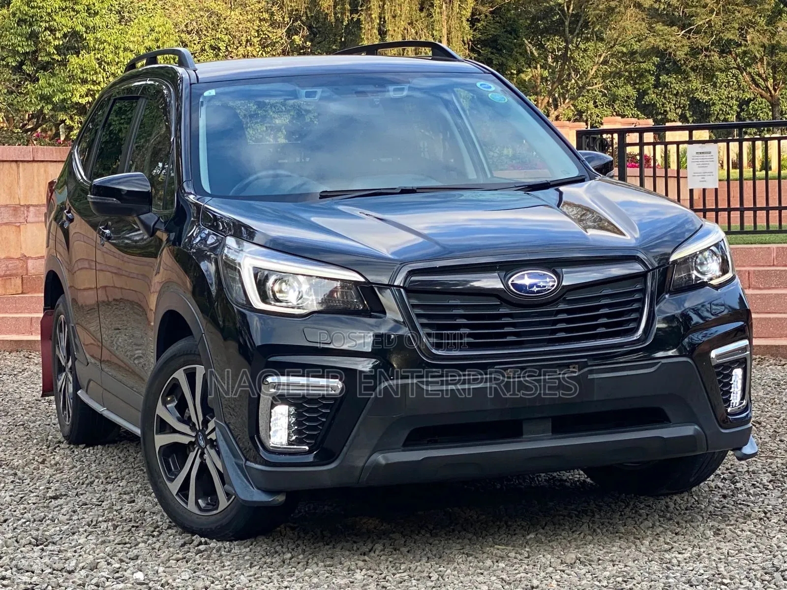 Subaru Forester Premium AWD 2019 Black