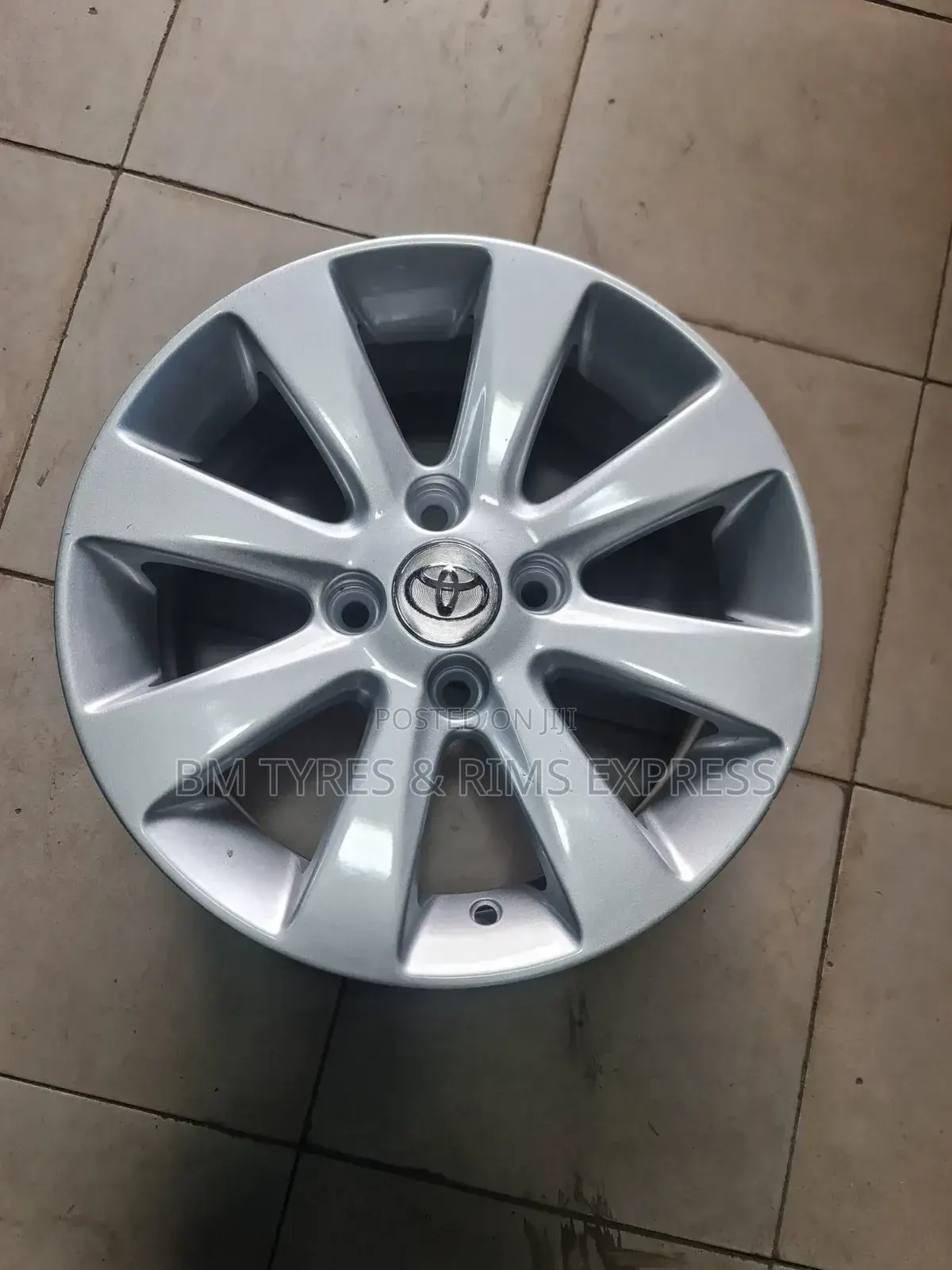 Rims (Size 14) Toyota Filder (4 Holes) Silver. Set of 4