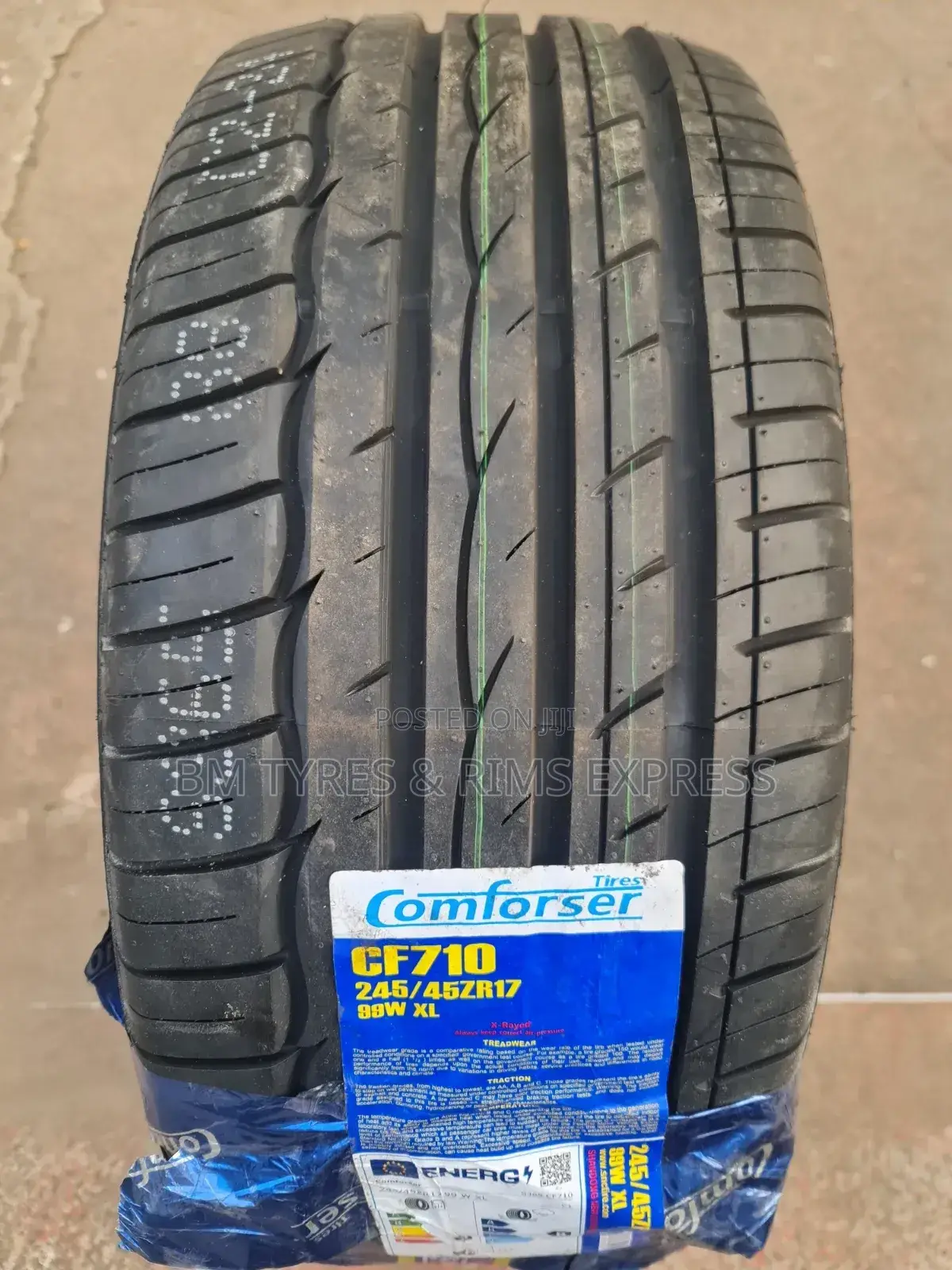 245 /45 R17 Comforser Tires (Xl) Cf 710.