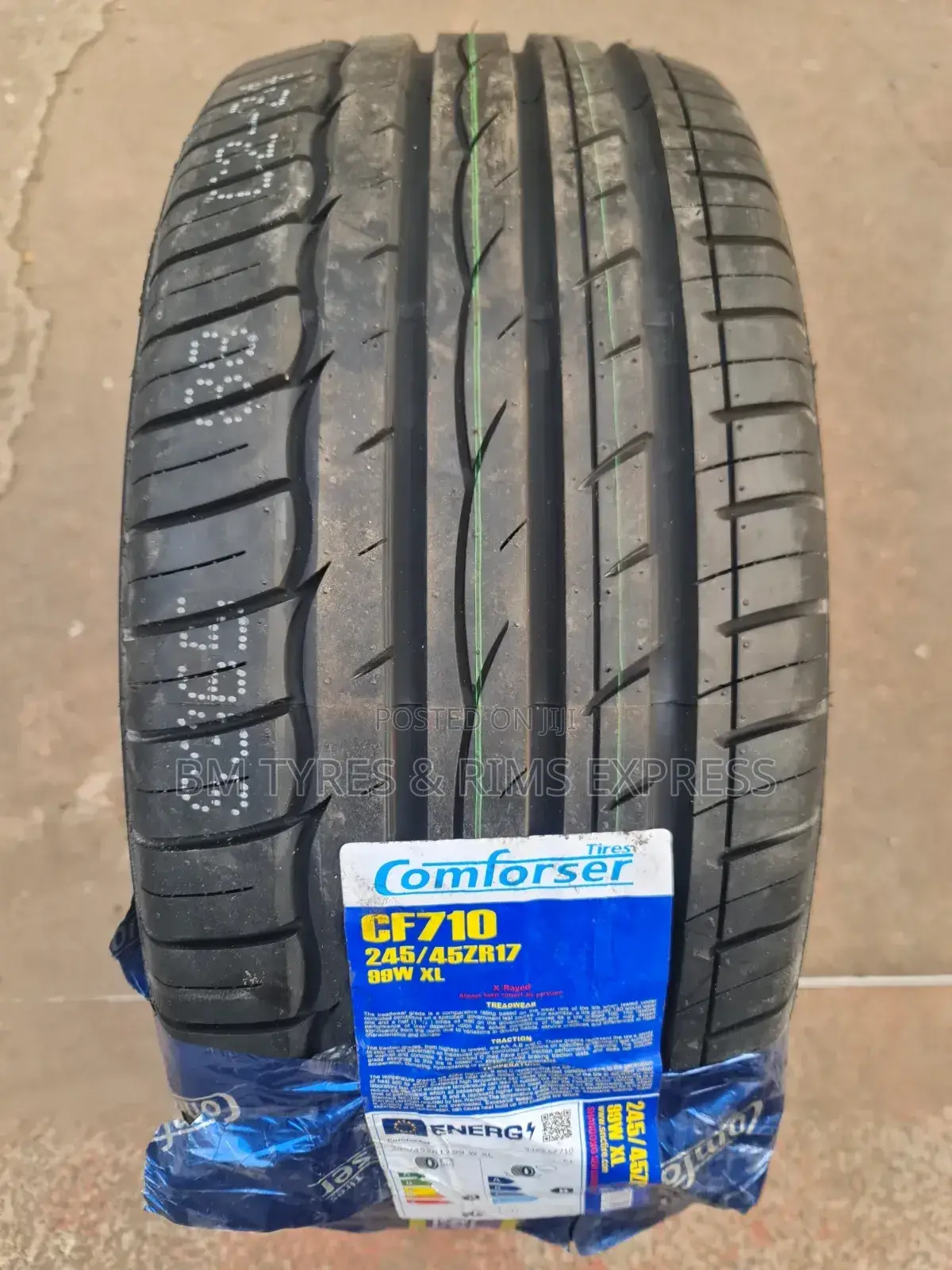 245 /45 R17 Comforser Tires (Xl) Cf 710.