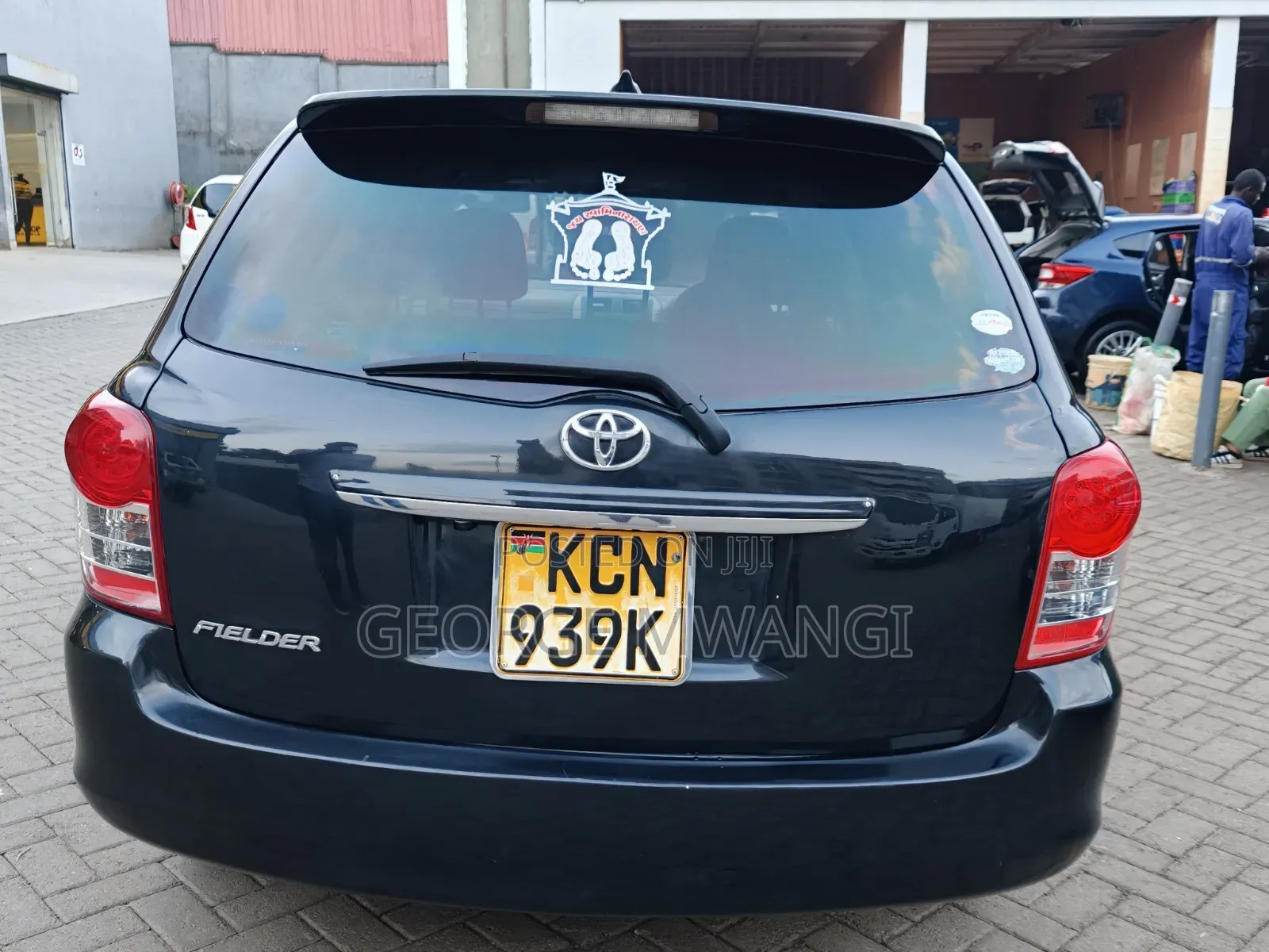 Toyota Corolla Fielder 2011 Black