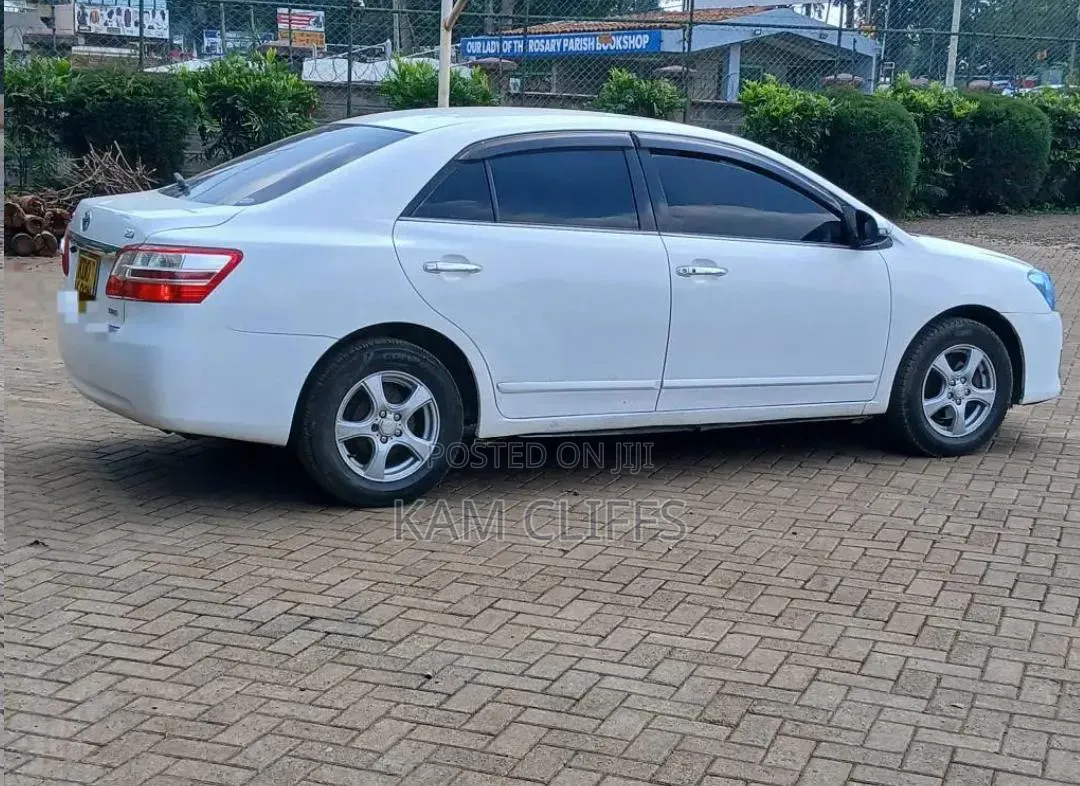 Toyota Premio 2014 White