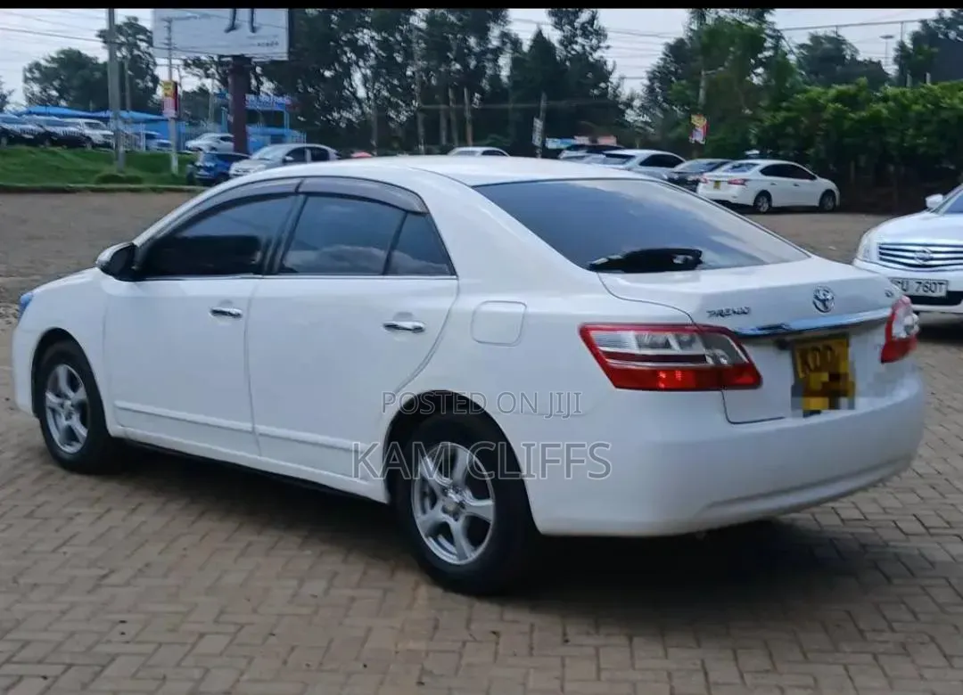 Toyota Premio 2014 White