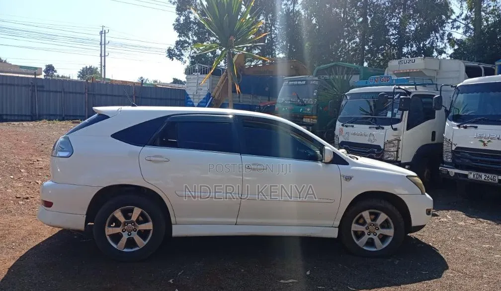 Toyota Harrier 2.4 2006 White