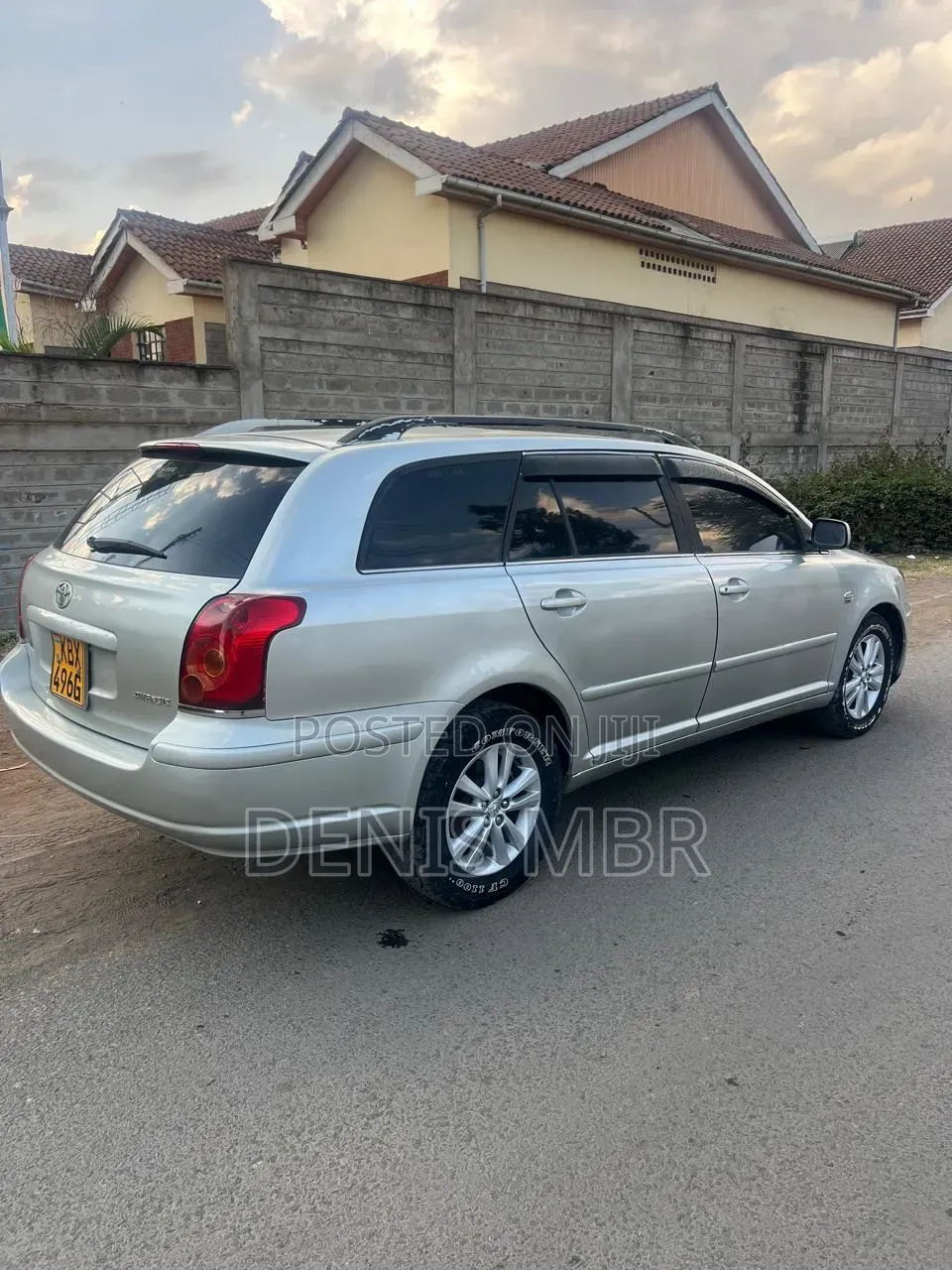 Toyota Avensis 2004 Silver