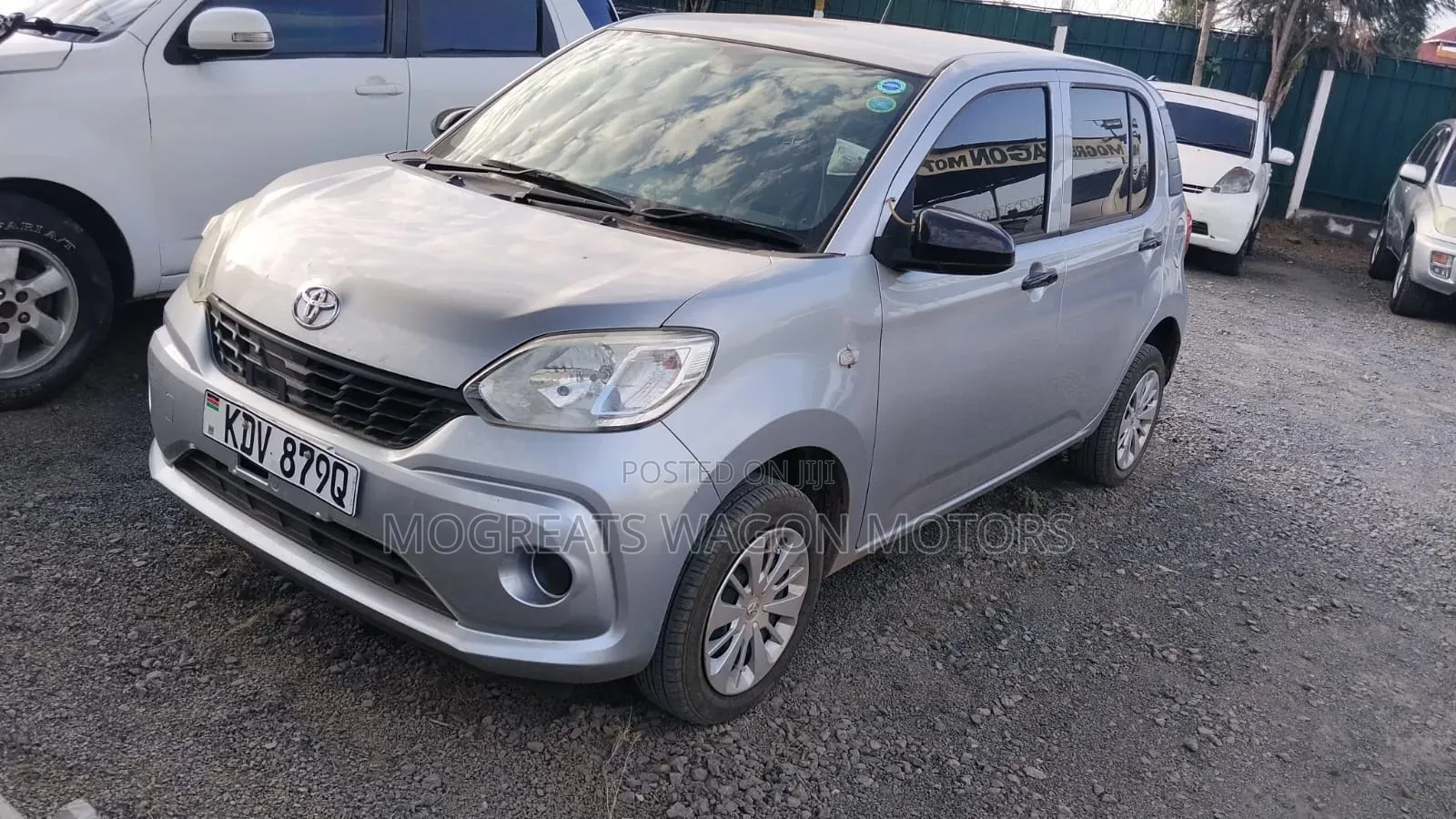 Toyota Passo 2018 Silver