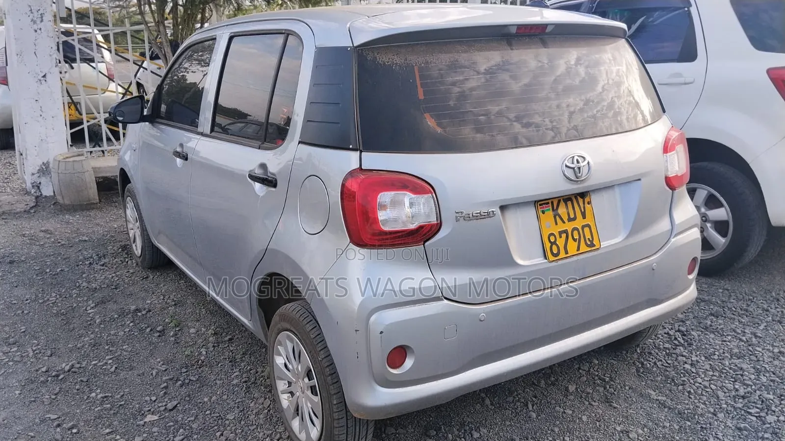 Toyota Passo 2018 Silver