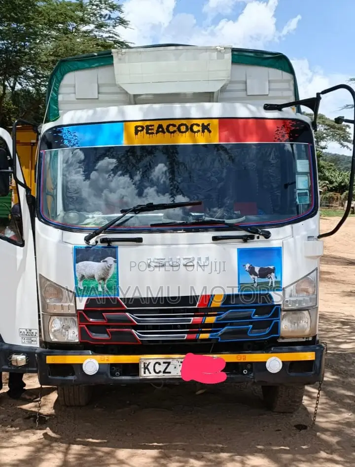 Isuzu FRR Truck