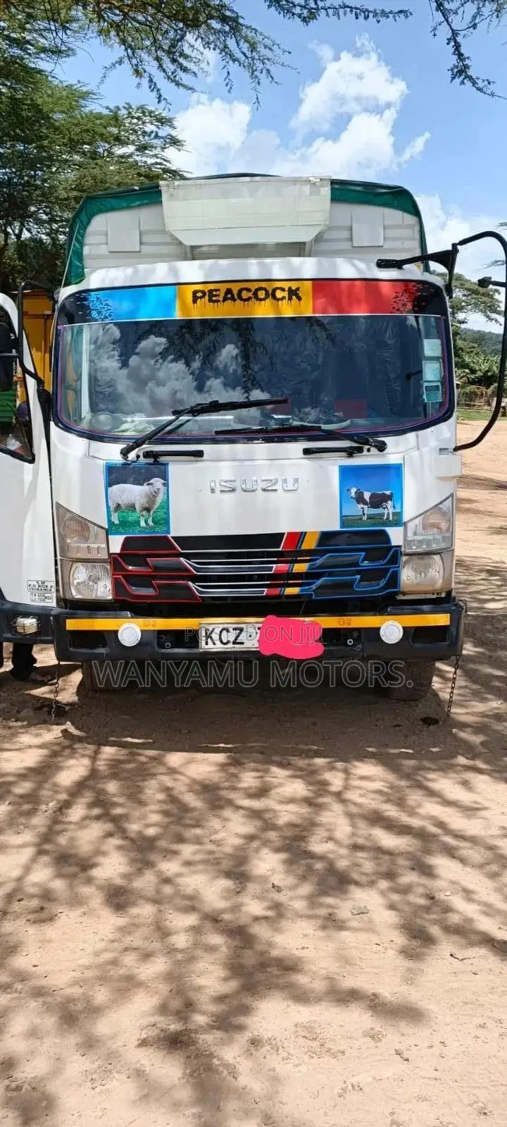 Isuzu FRR Truck