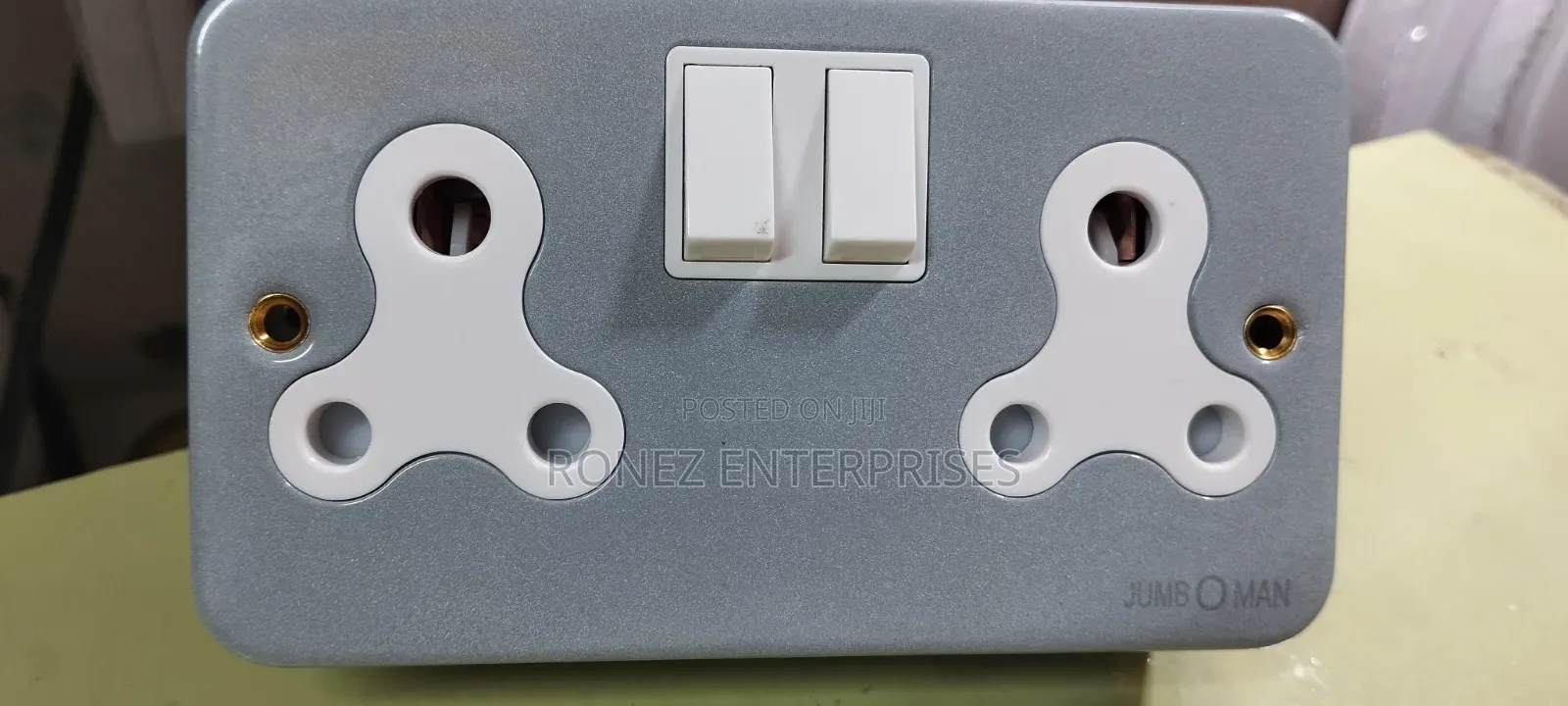 Metallic Twin Socket 15amps