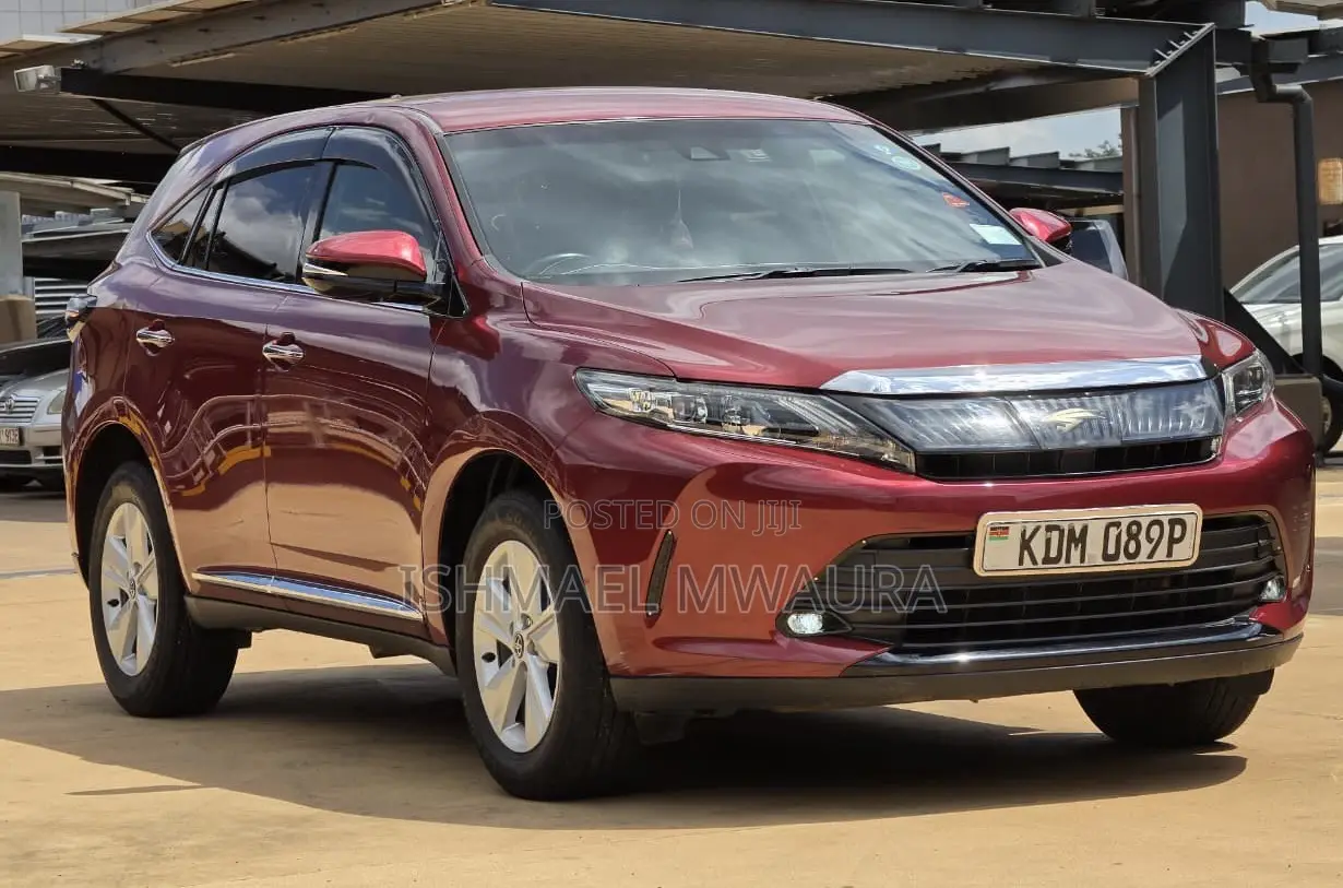 Toyota Harrier 2.0 4WD 2017 Maroon