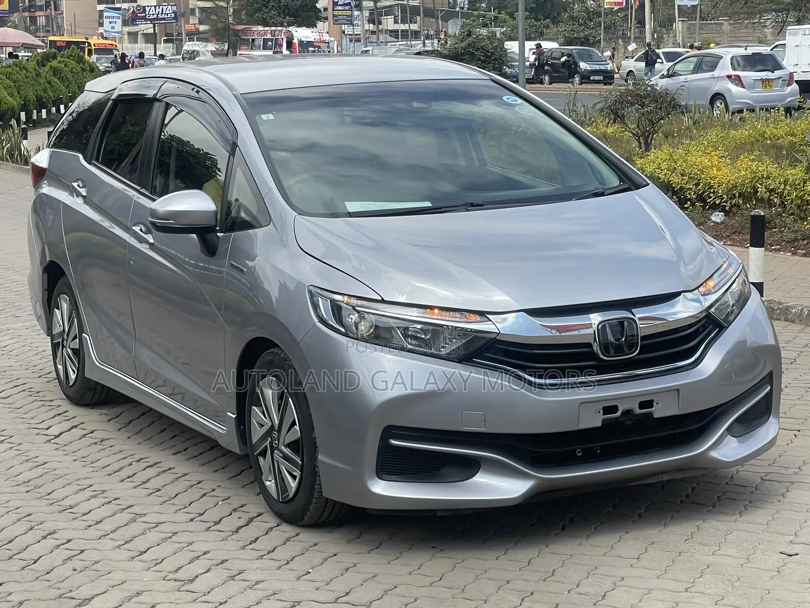 Honda Fit Shuttle 2019 Silver