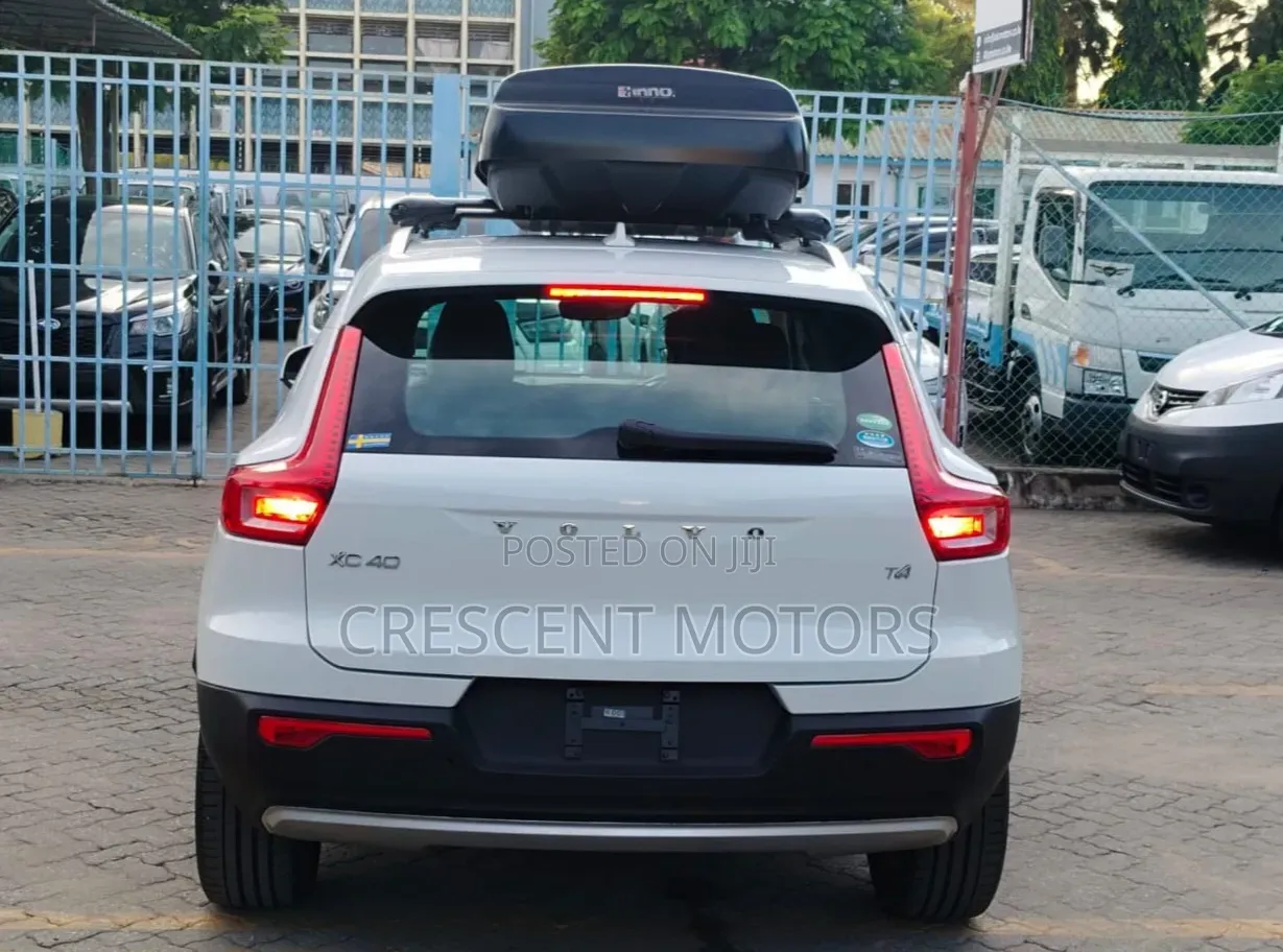 Volvo XC40 2019 Pearl