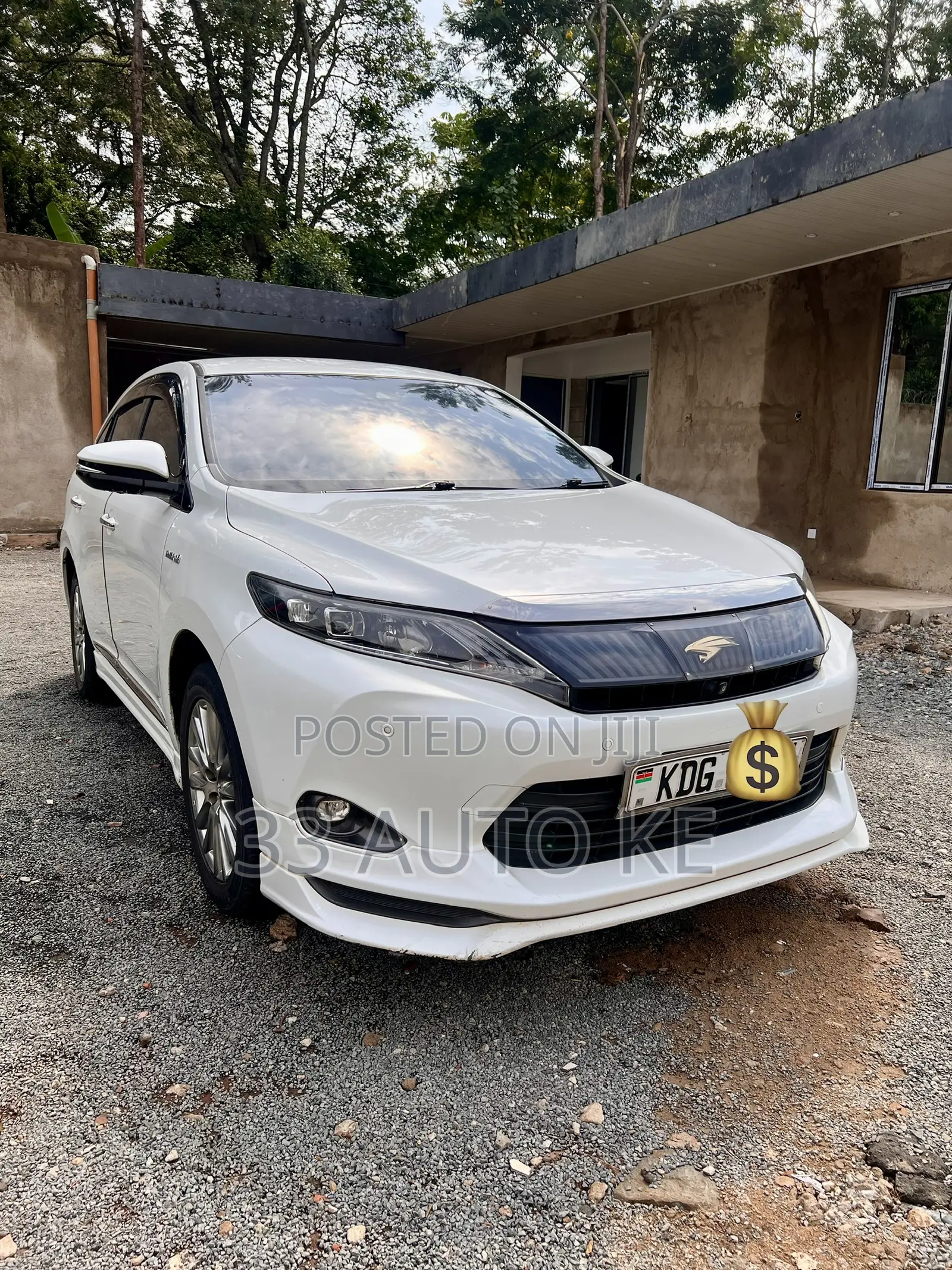 Toyota Harrier 2.5 Hybrid 4WD 2015 White