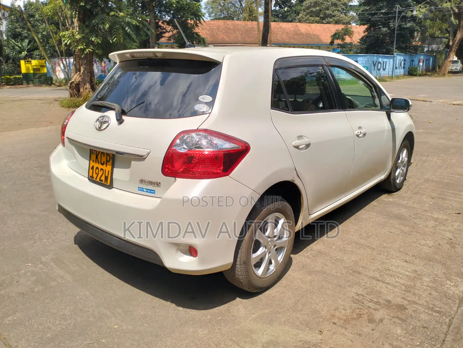 Toyota Auris 2010 Off white