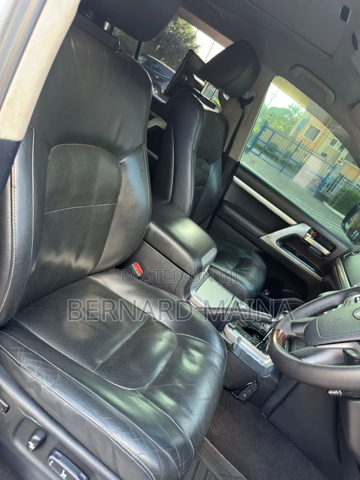 Toyota Land Cruiser 2016 Silver