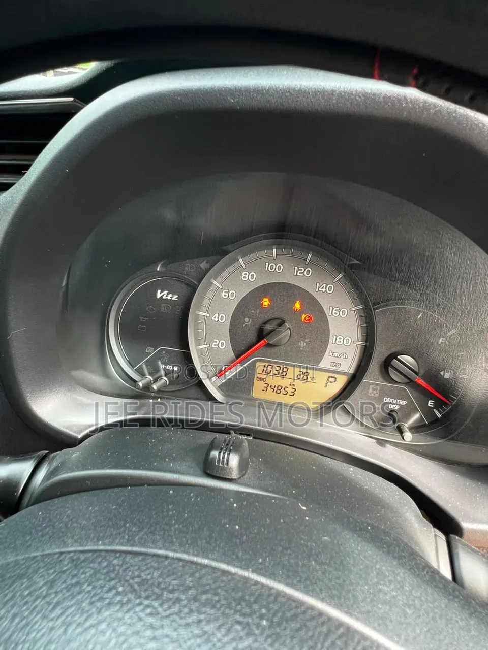 Toyota Vitz 2018 Burgundy
