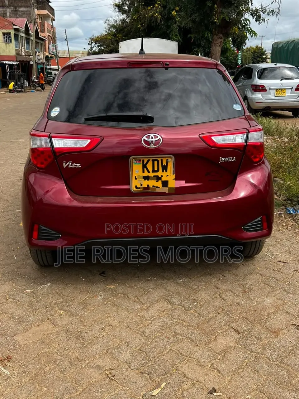 Toyota Vitz 2018 Burgundy