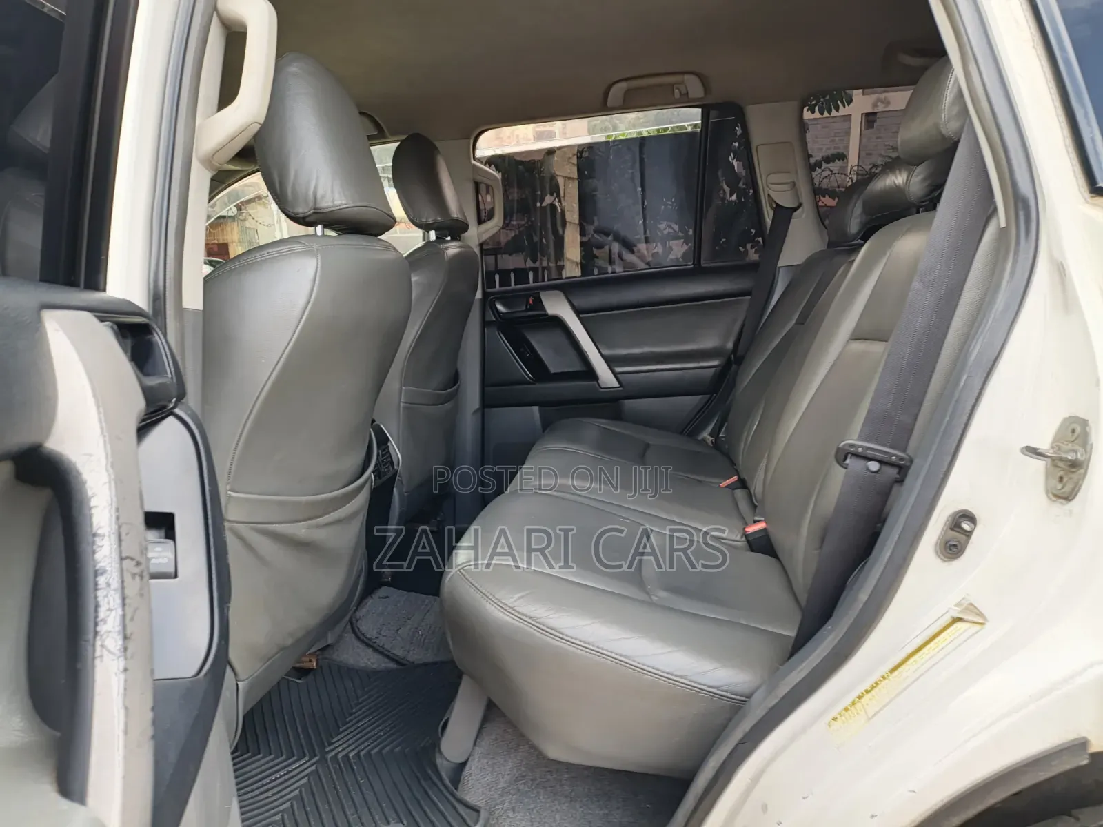 Toyota Land Cruiser Prado 2009 White