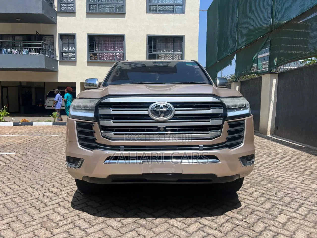 Toyota Land Cruiser 2014 Ivory