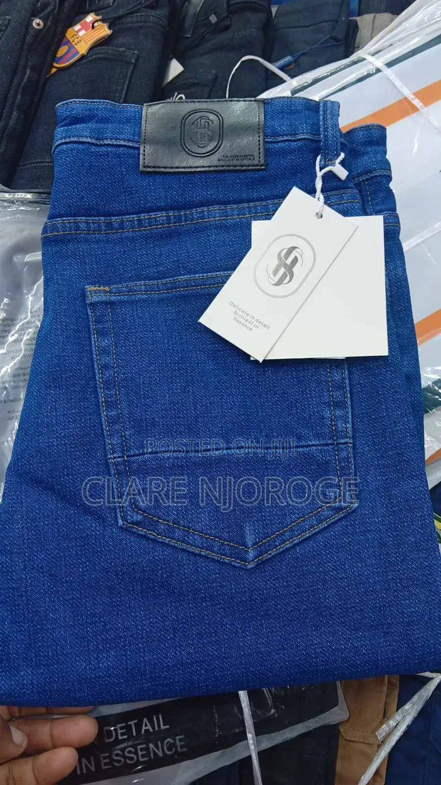 Plain Jeans