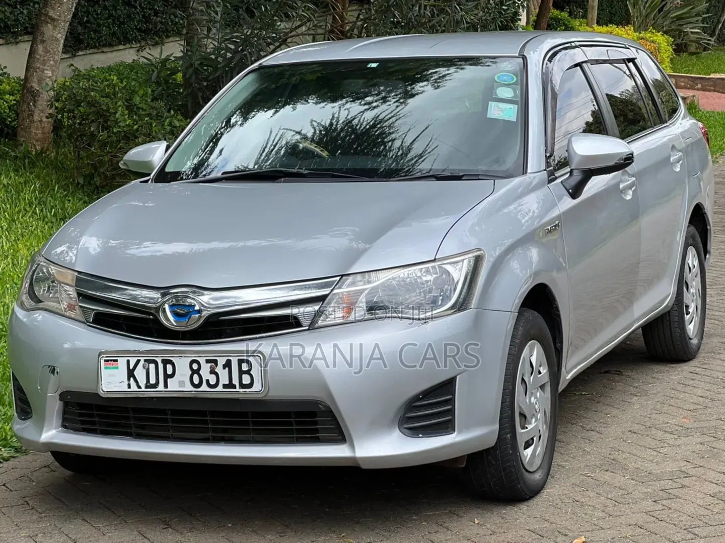 Toyota Corolla Fielder 2015 Silver