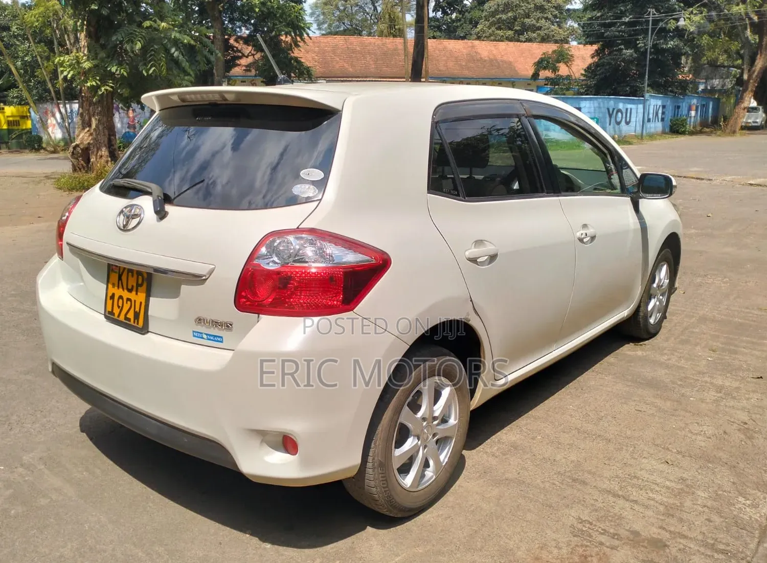 Toyota Auris 2010 White