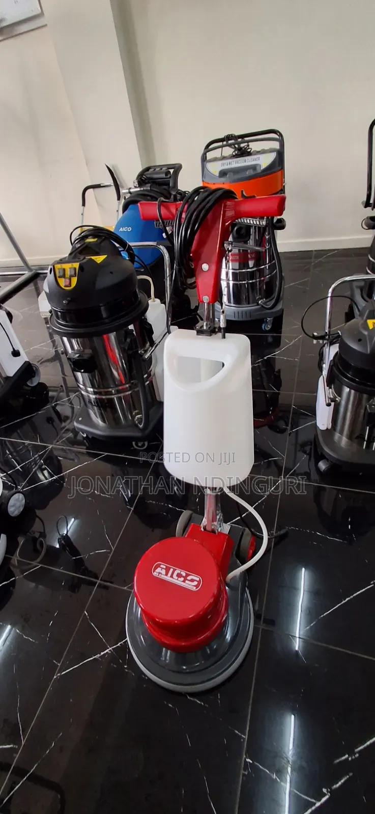 Floor Scrubber Machine – Industrial Floor Cleaning Solution