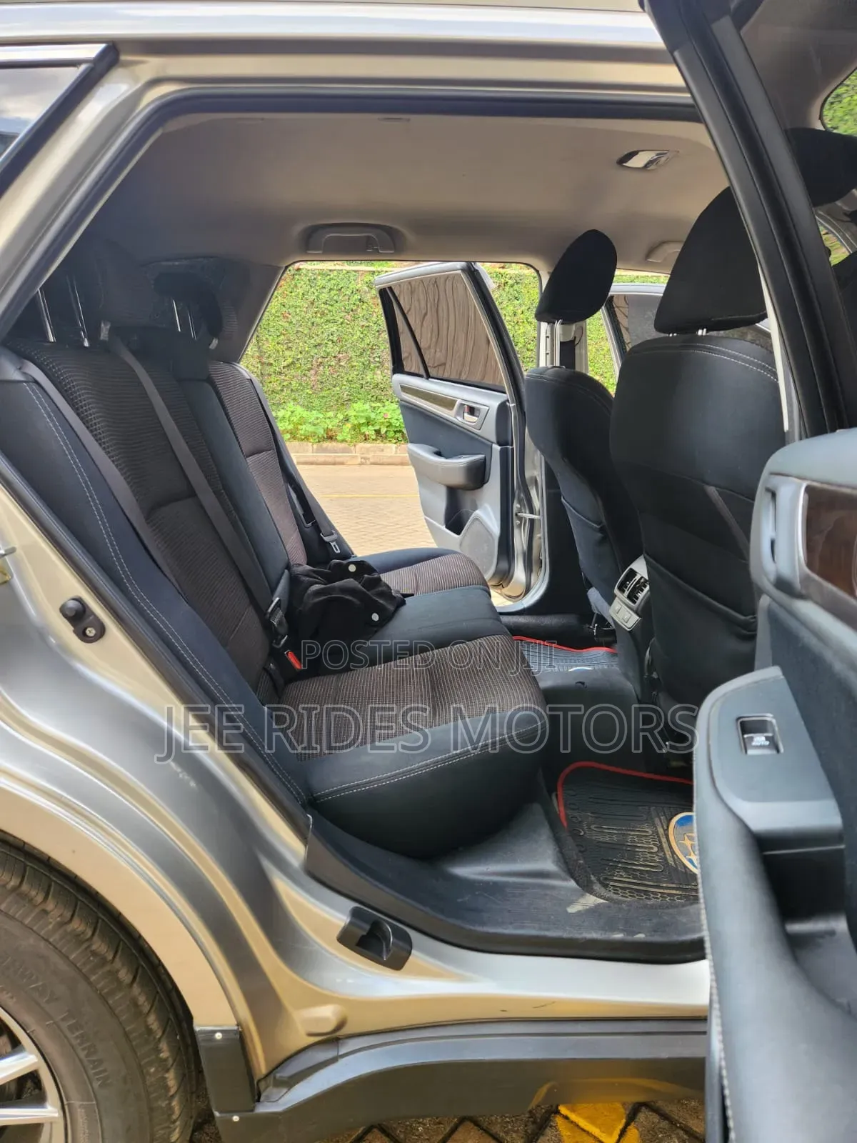Subaru Outback 2016 Gray