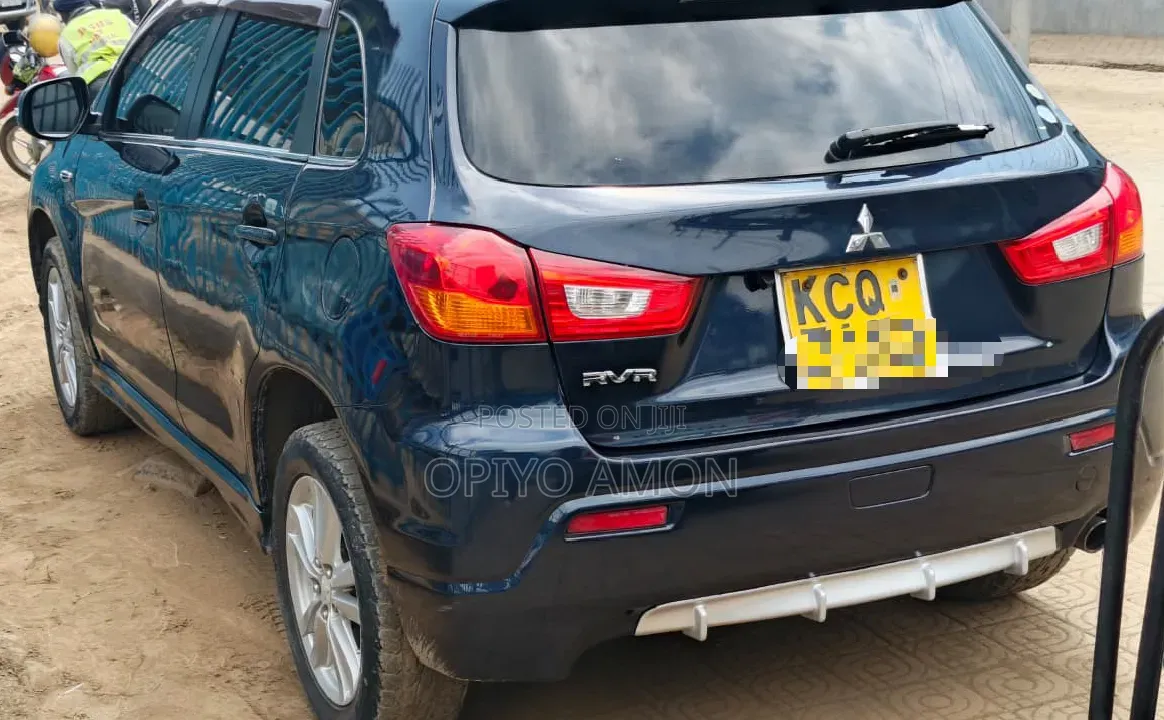 Mitsubishi RVR 2010 Black