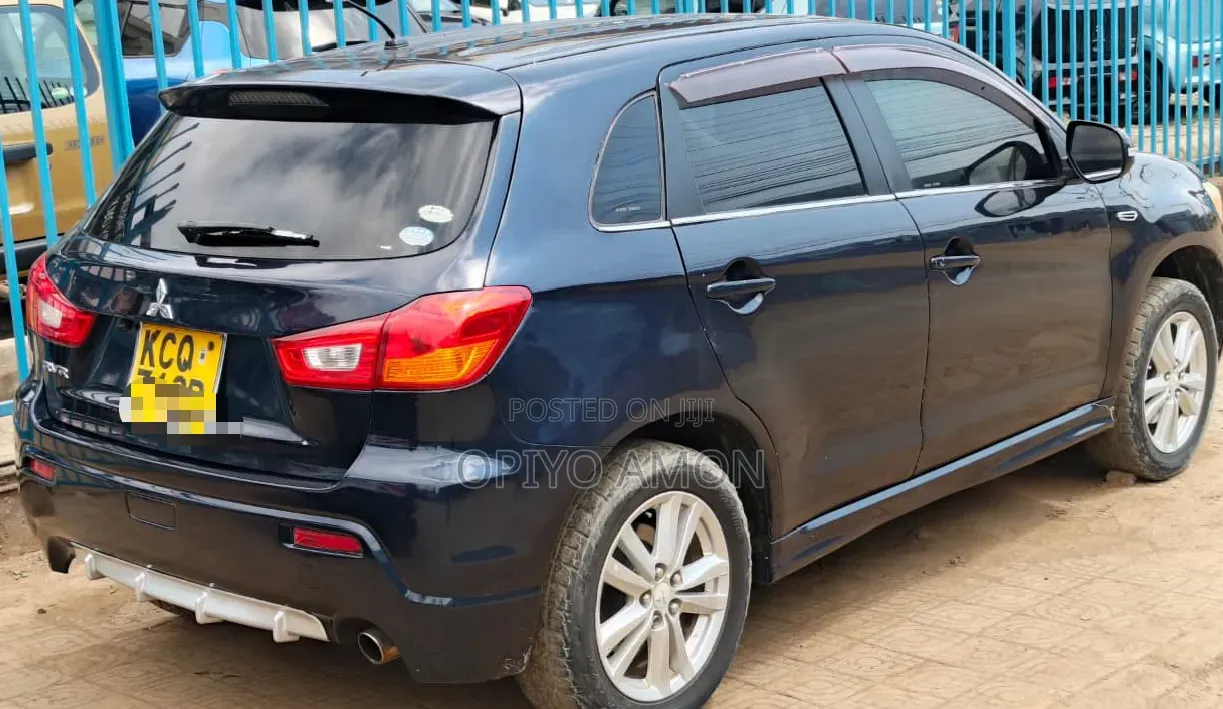 Mitsubishi RVR 2010 Black