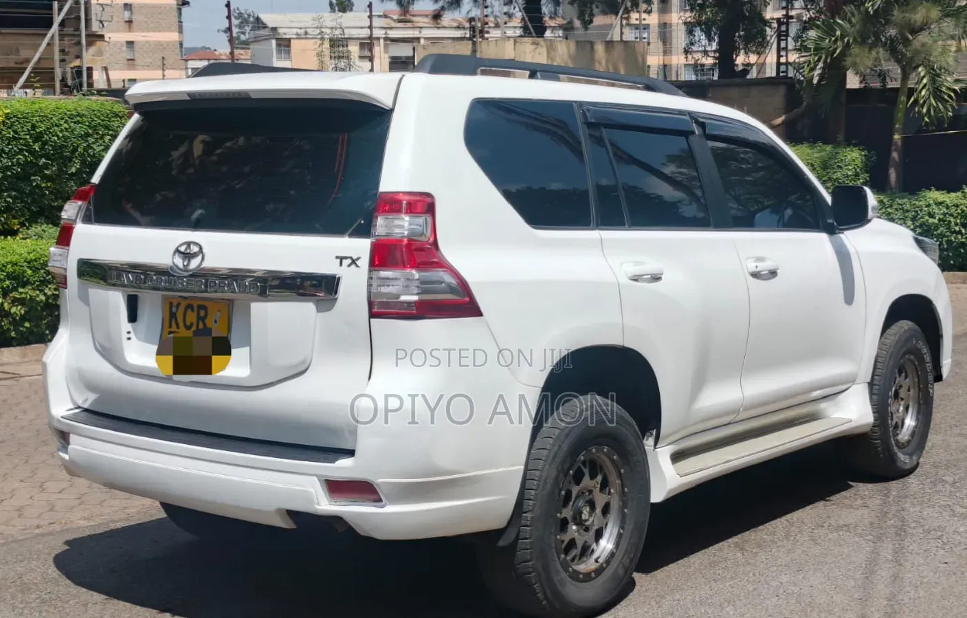 Toyota Land Cruiser Prado 2012 White