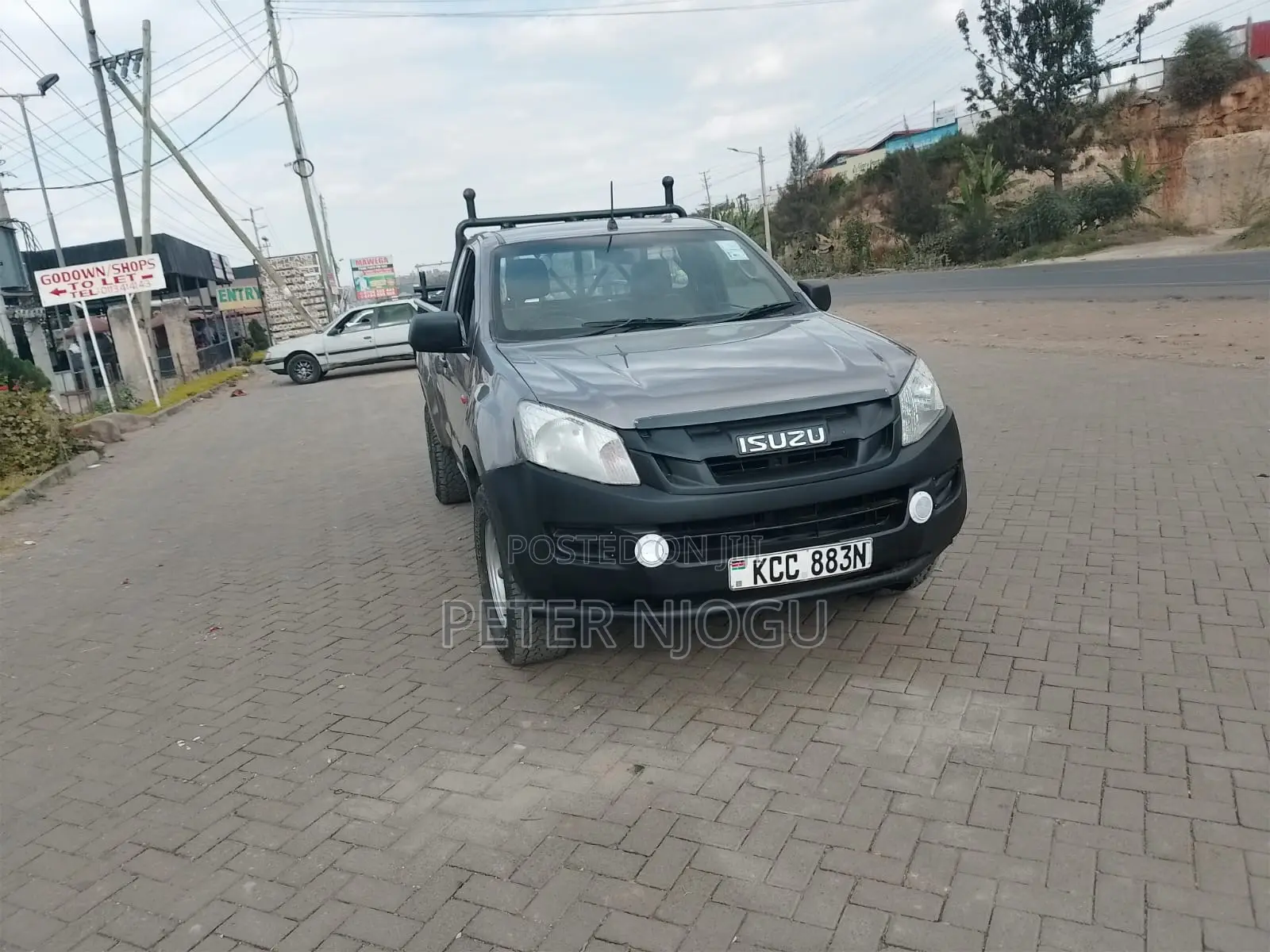 Isuzu D-MAX 2010 Brown