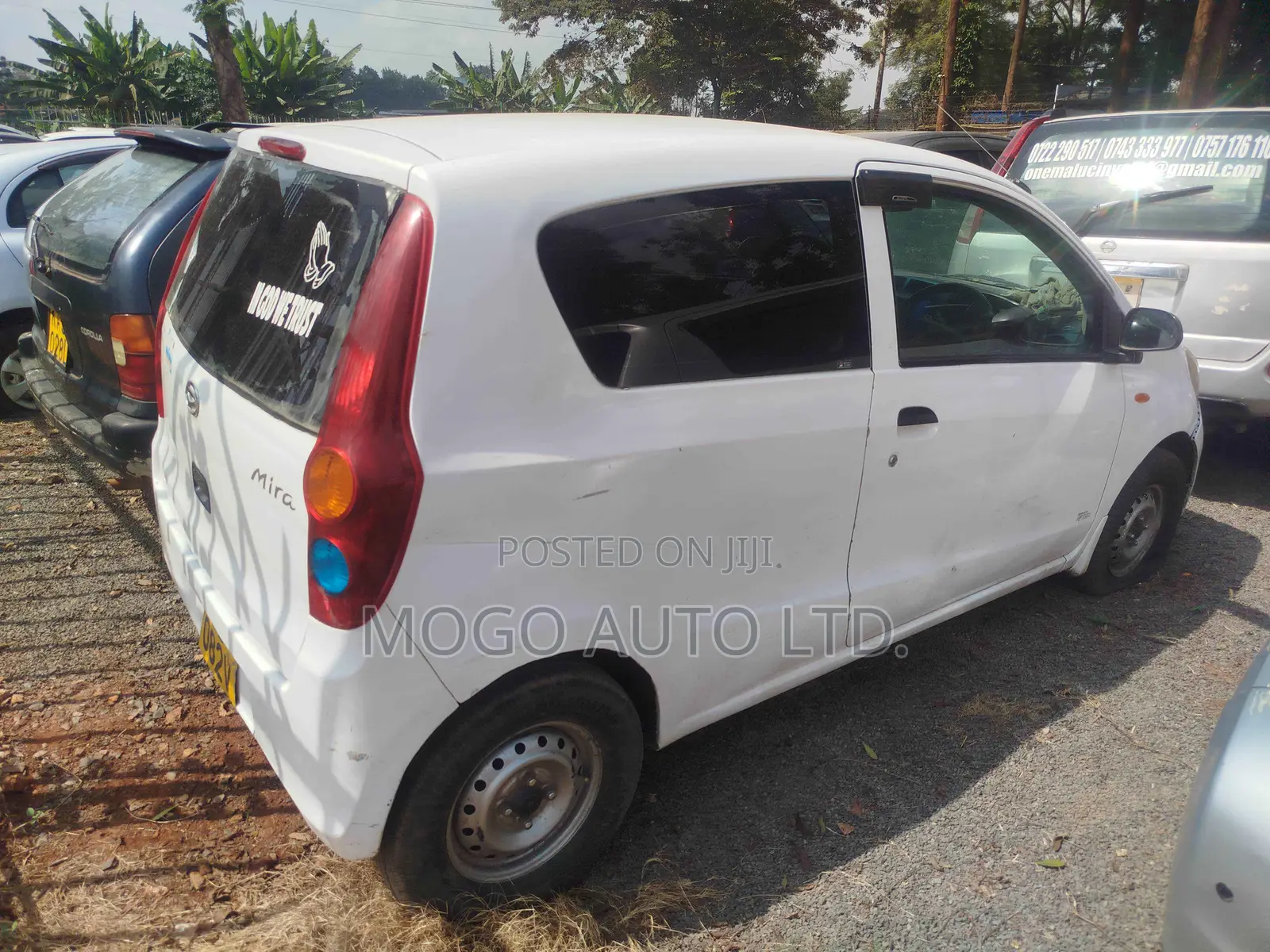 Daihatsu Mira 2014 White