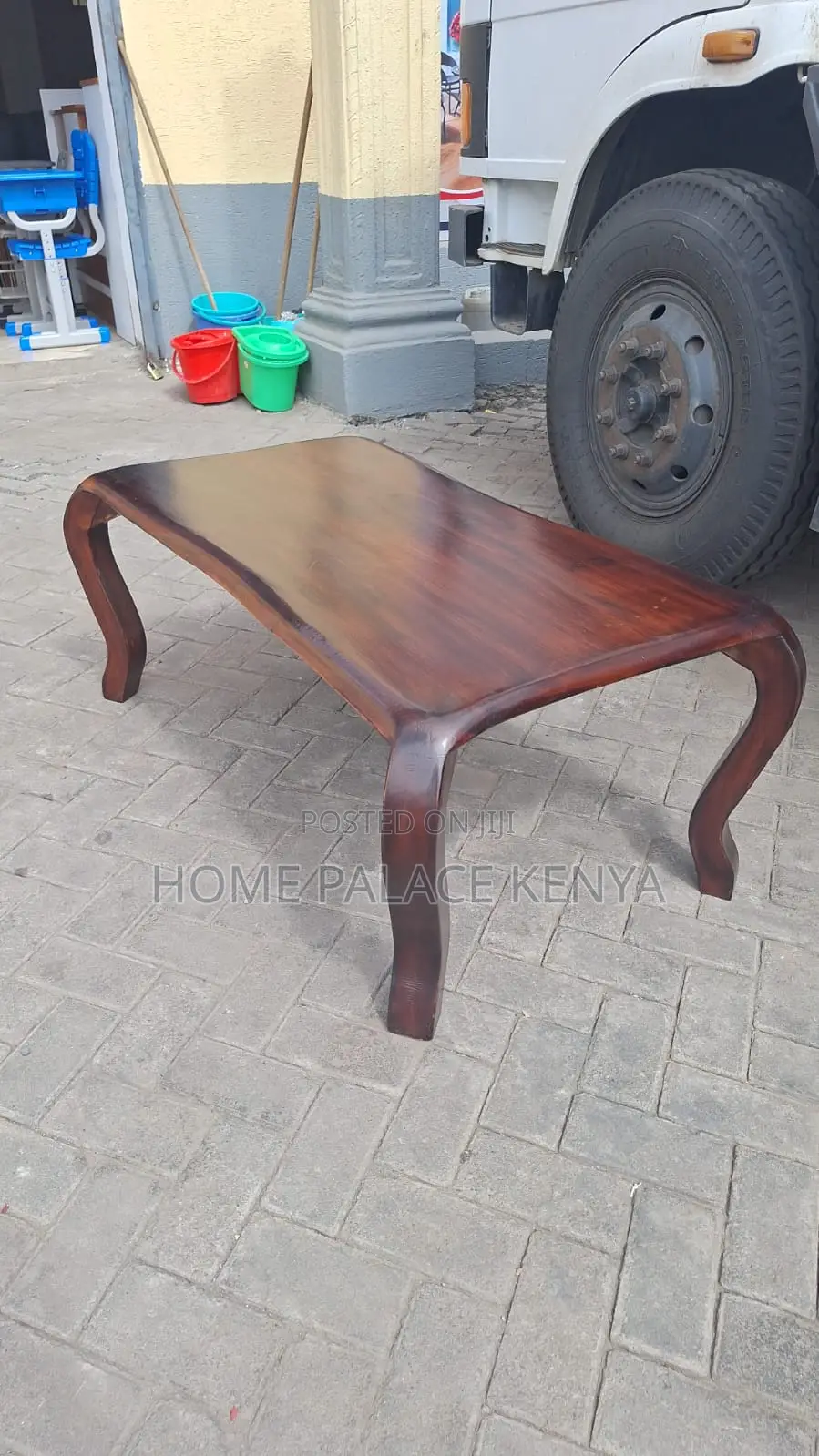 Table Set: Antique Style Coffee Table and Stools Set