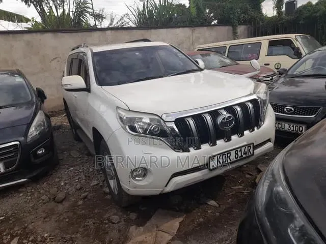 Toyota Land Cruiser Prado 2017 White