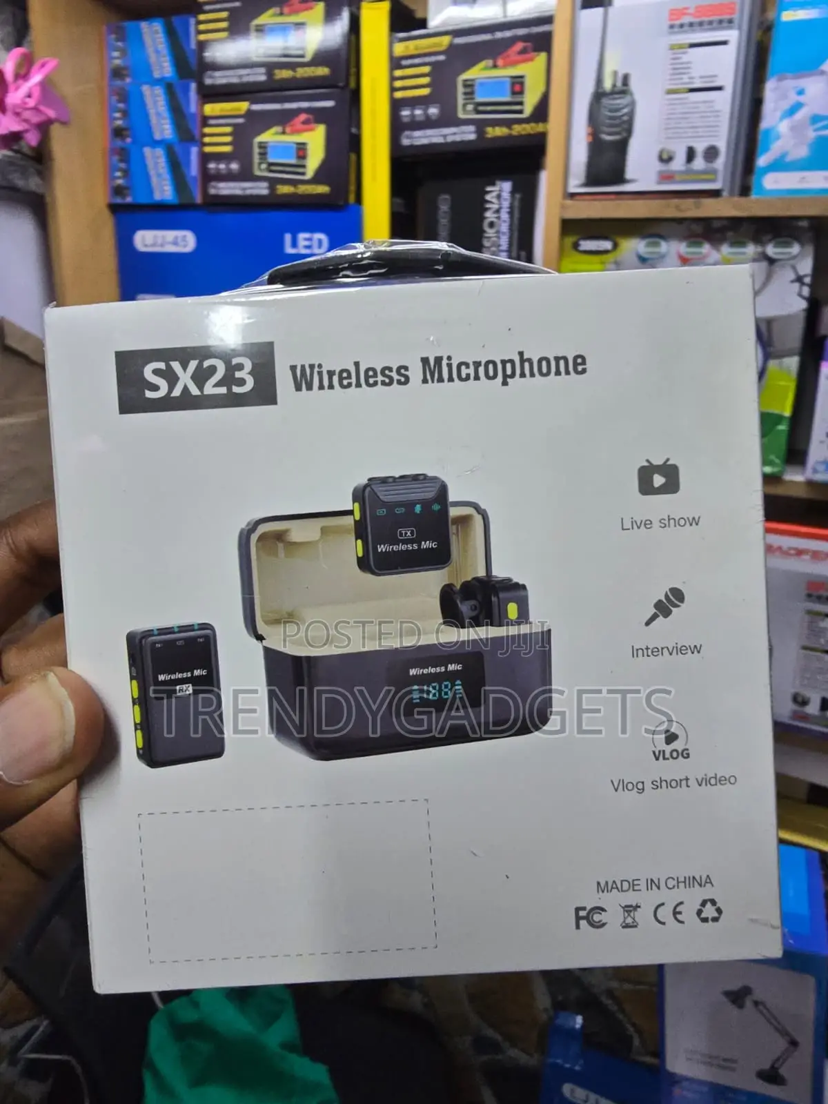 Sx23 Wireless Lavalier Microphone With 9 Hour Battery Life