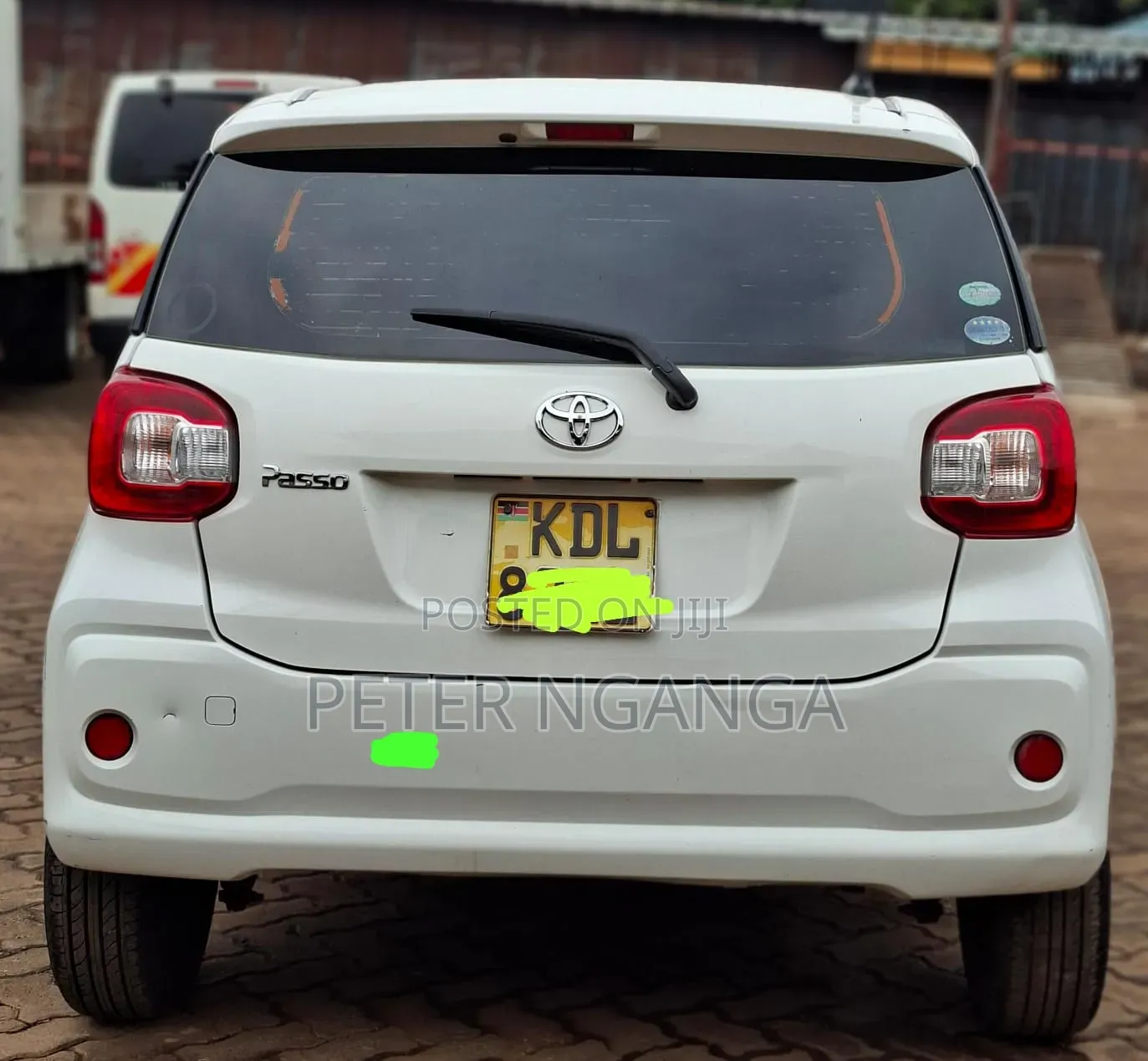 Toyota Passo 2017 Off white