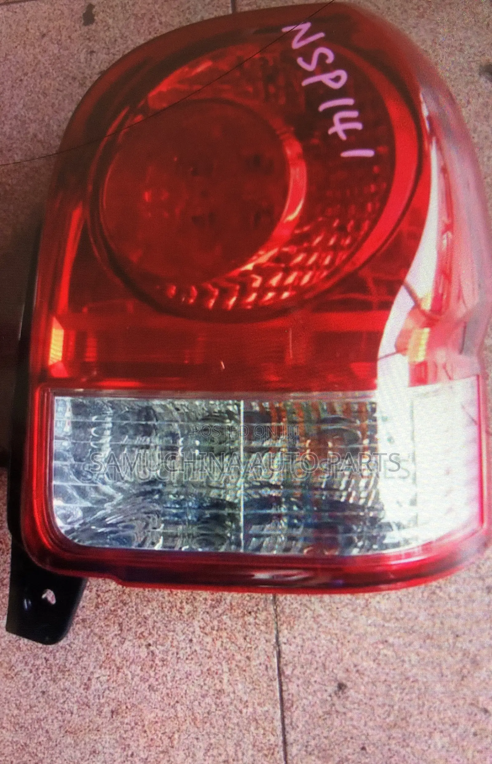 Tail Light Toyota Spade / Porte