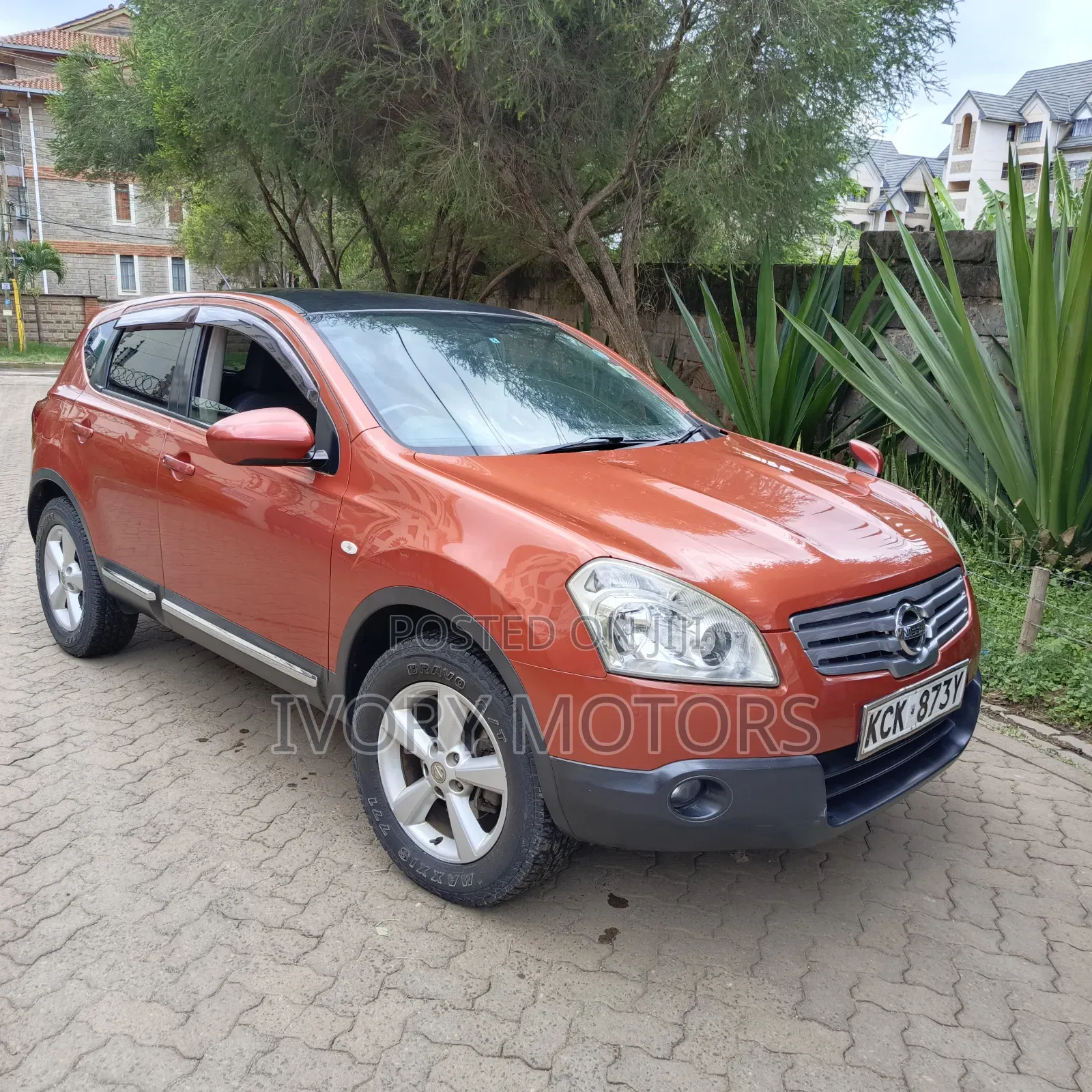 Nissan Dualis 2009 Burgundy